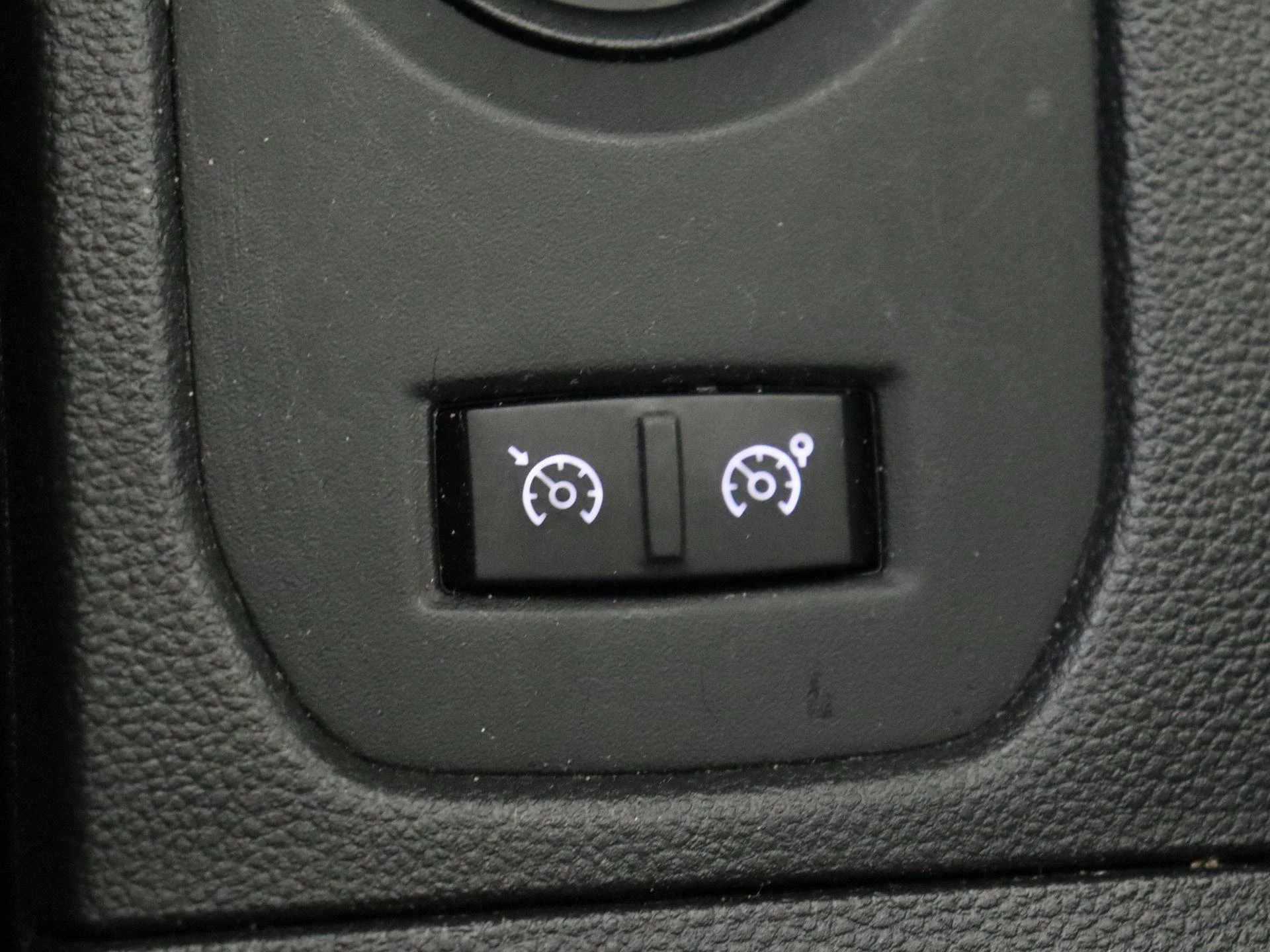 Dacia-Duster-image-23