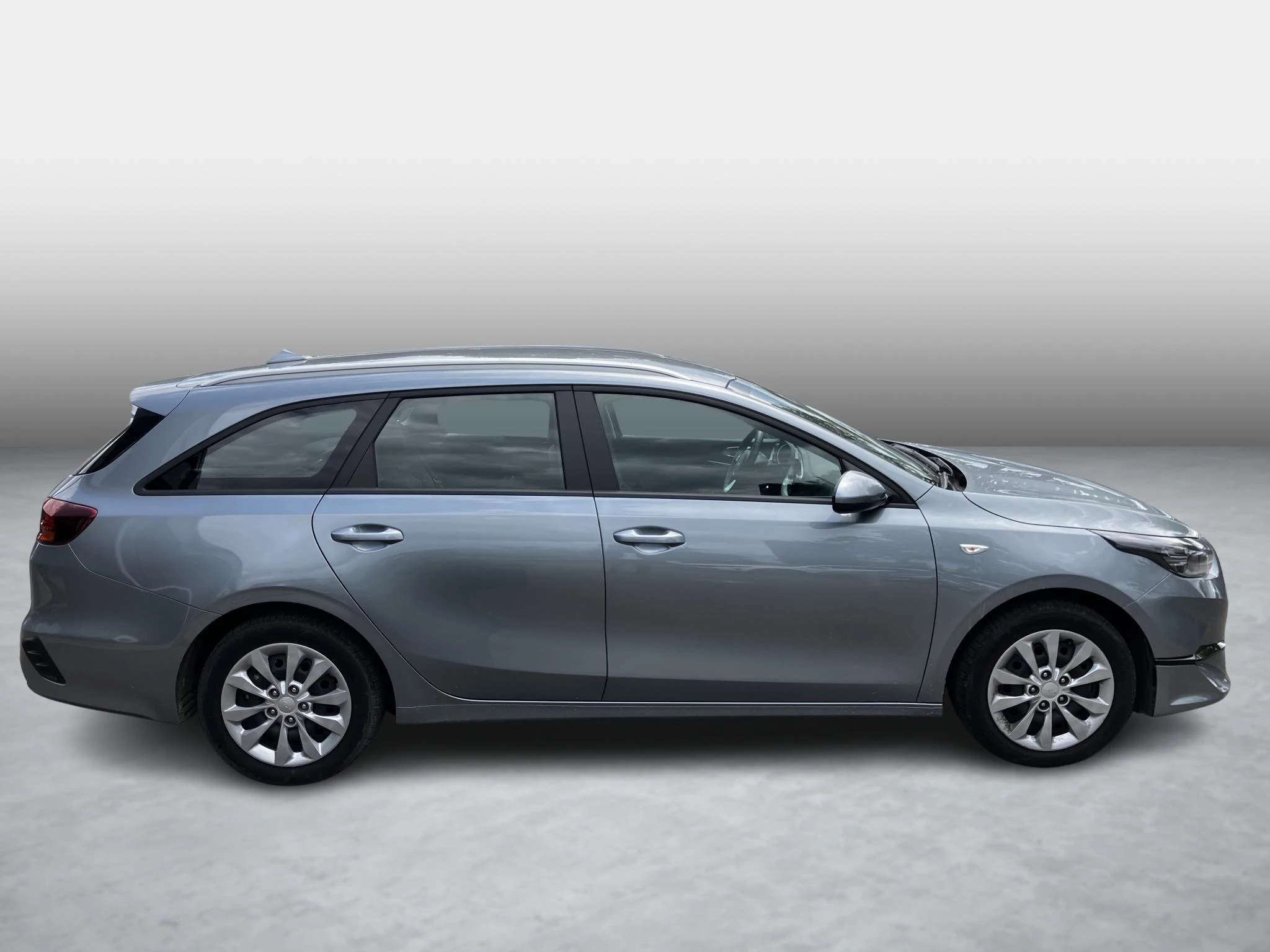 Kia-Ceed Sportswagon-image-3