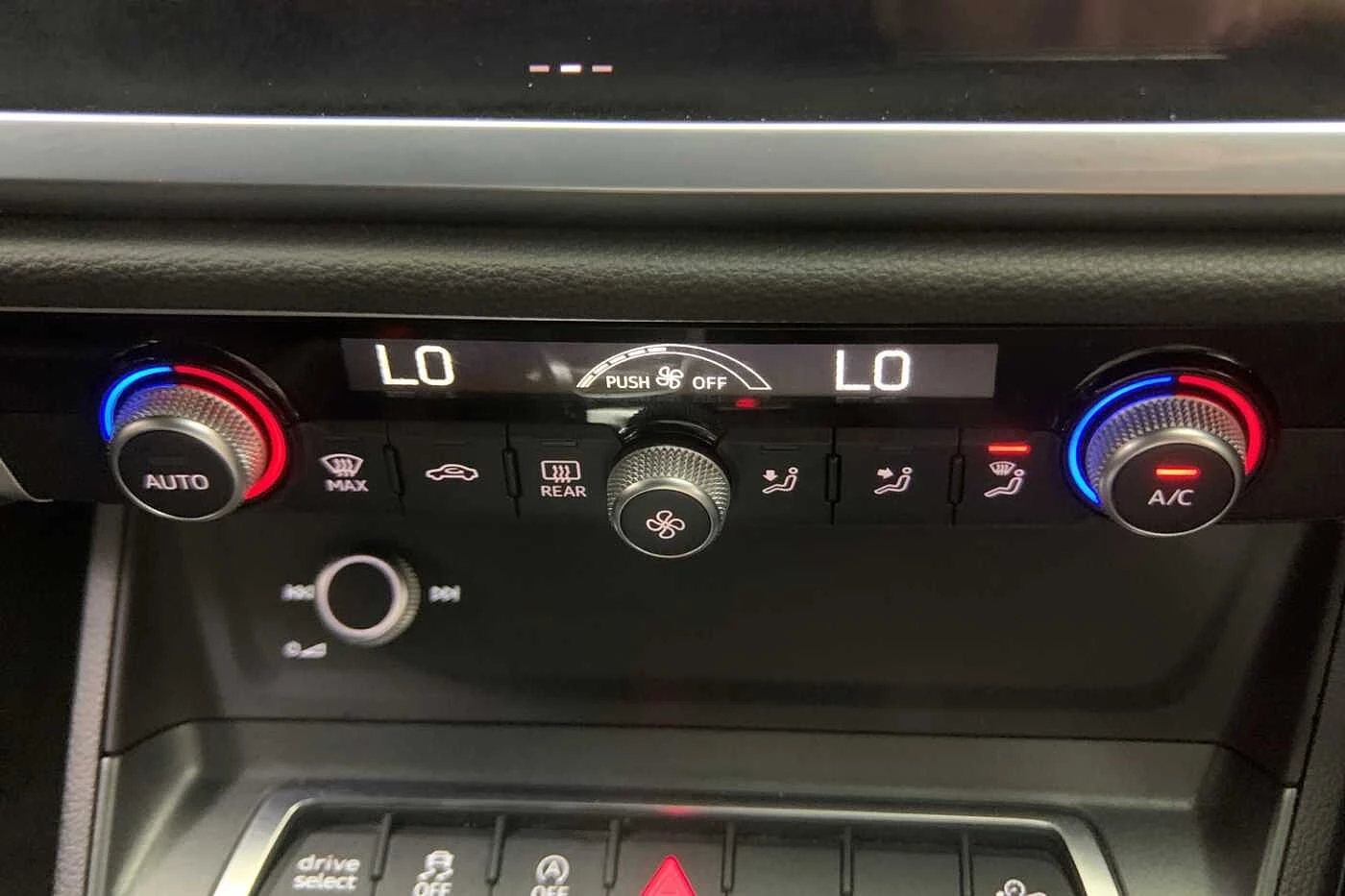 Audi-Q3-image-25
