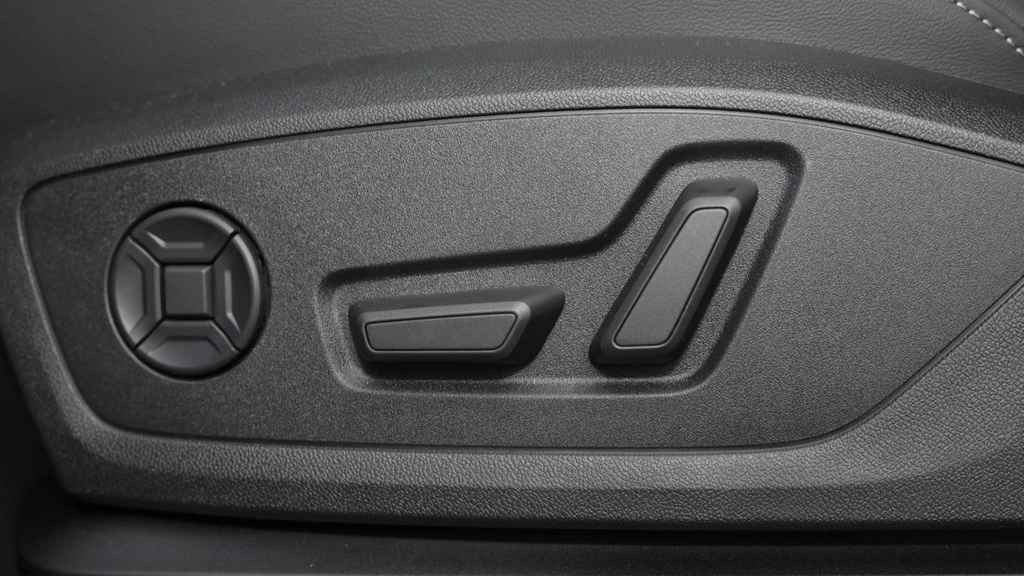 Audi-Q4 e-tron-image-7