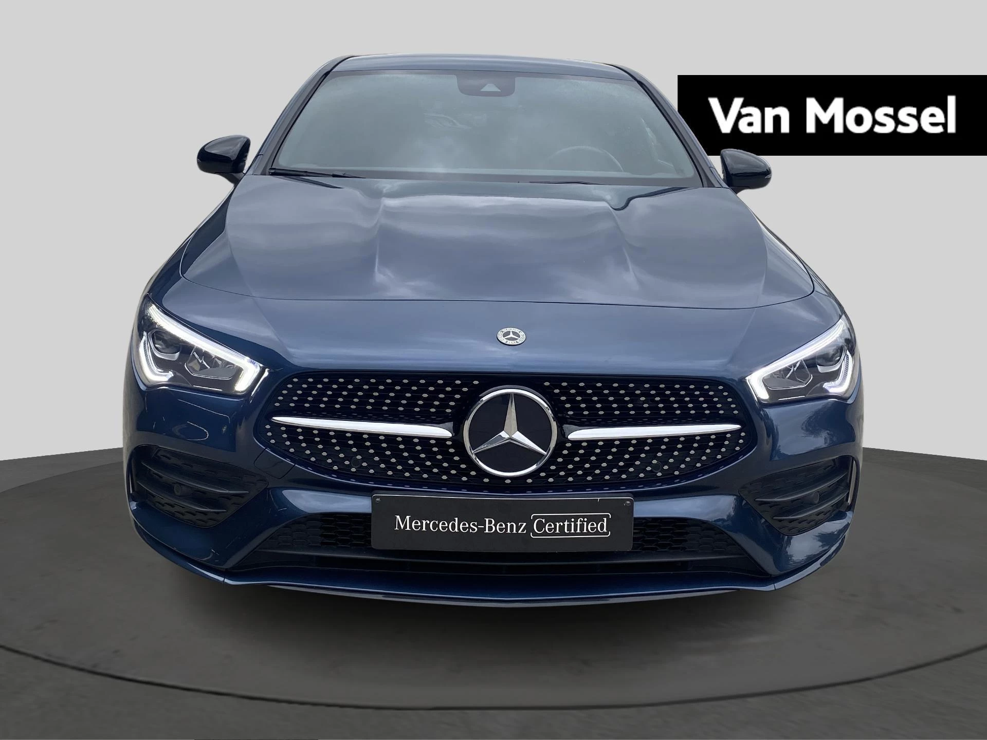 Mercedes-Benz CLA 180 d AMG Line Shooting Brake + NIGHTPAKKET + KEY LESS GO + 19 INCH + CAMERA +