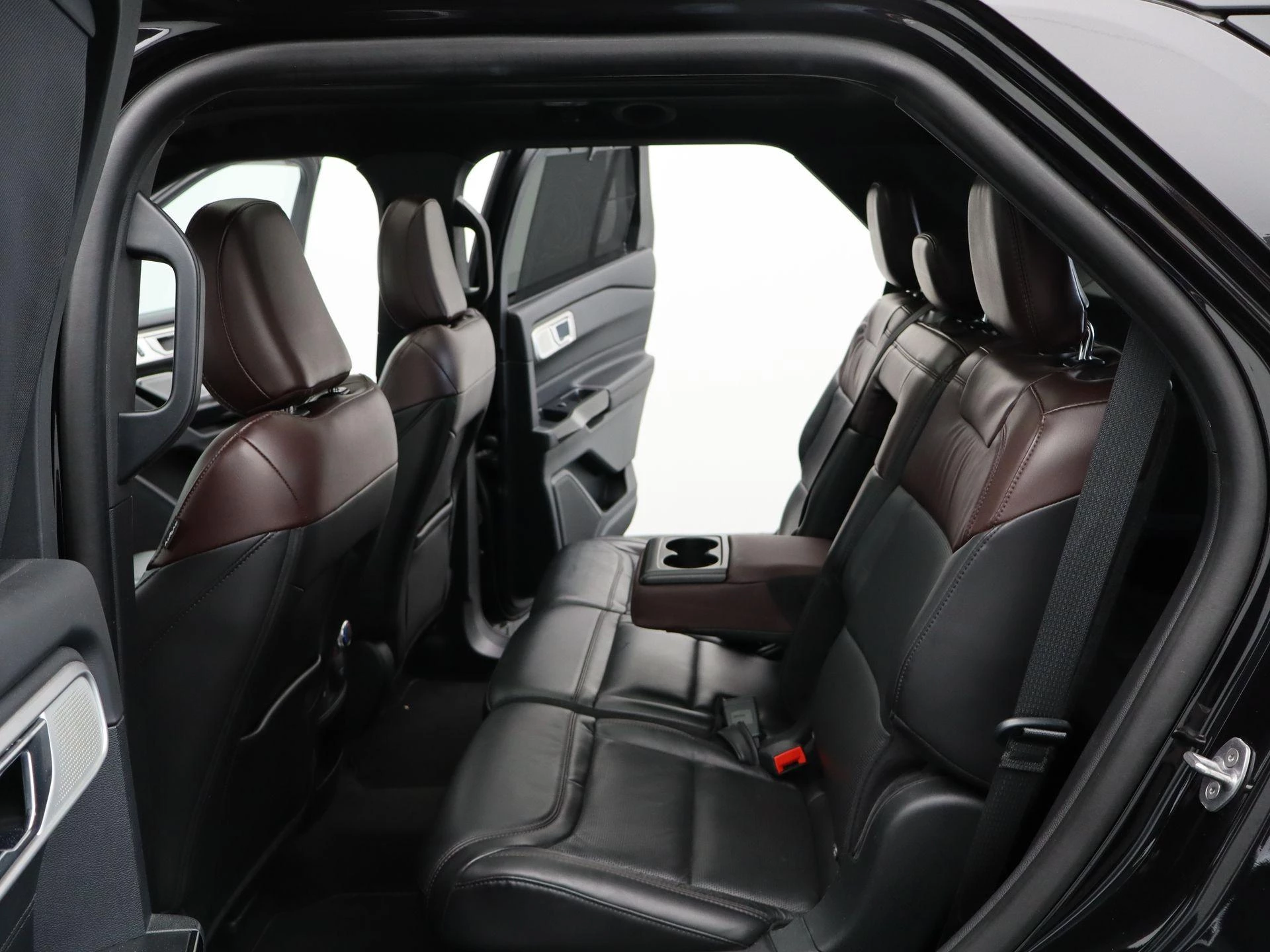 Ford-Explorer-image-13