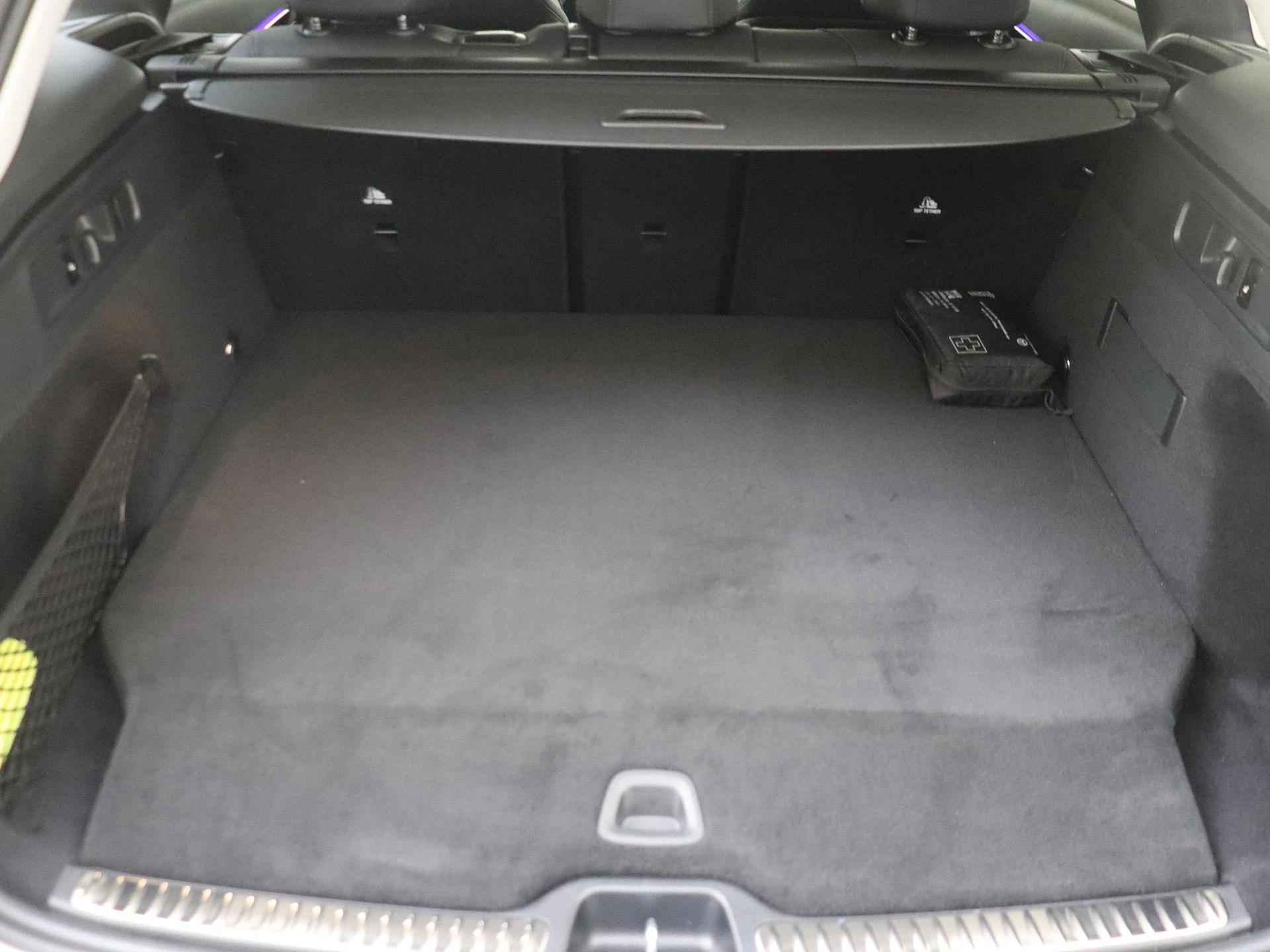 Mercedes-Benz-GLC-image-26