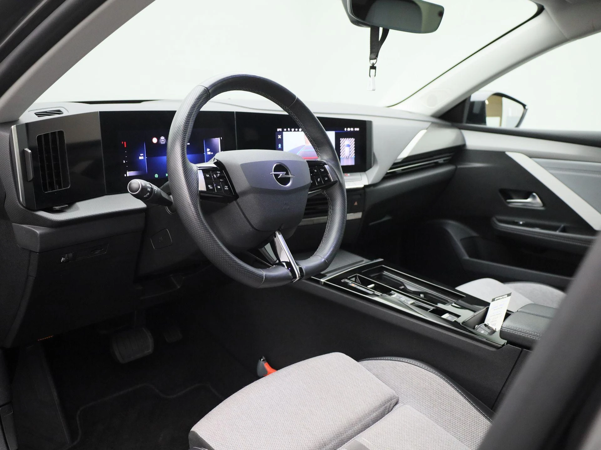 Opel-Astra-image-32