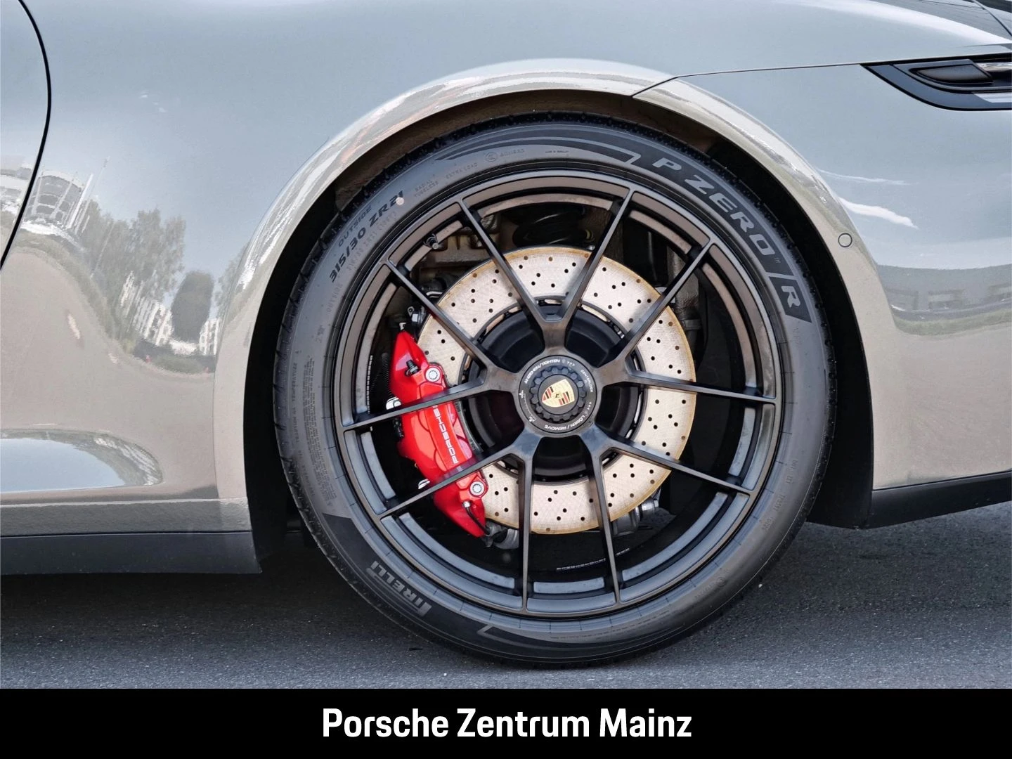 Porsche-911-image-10