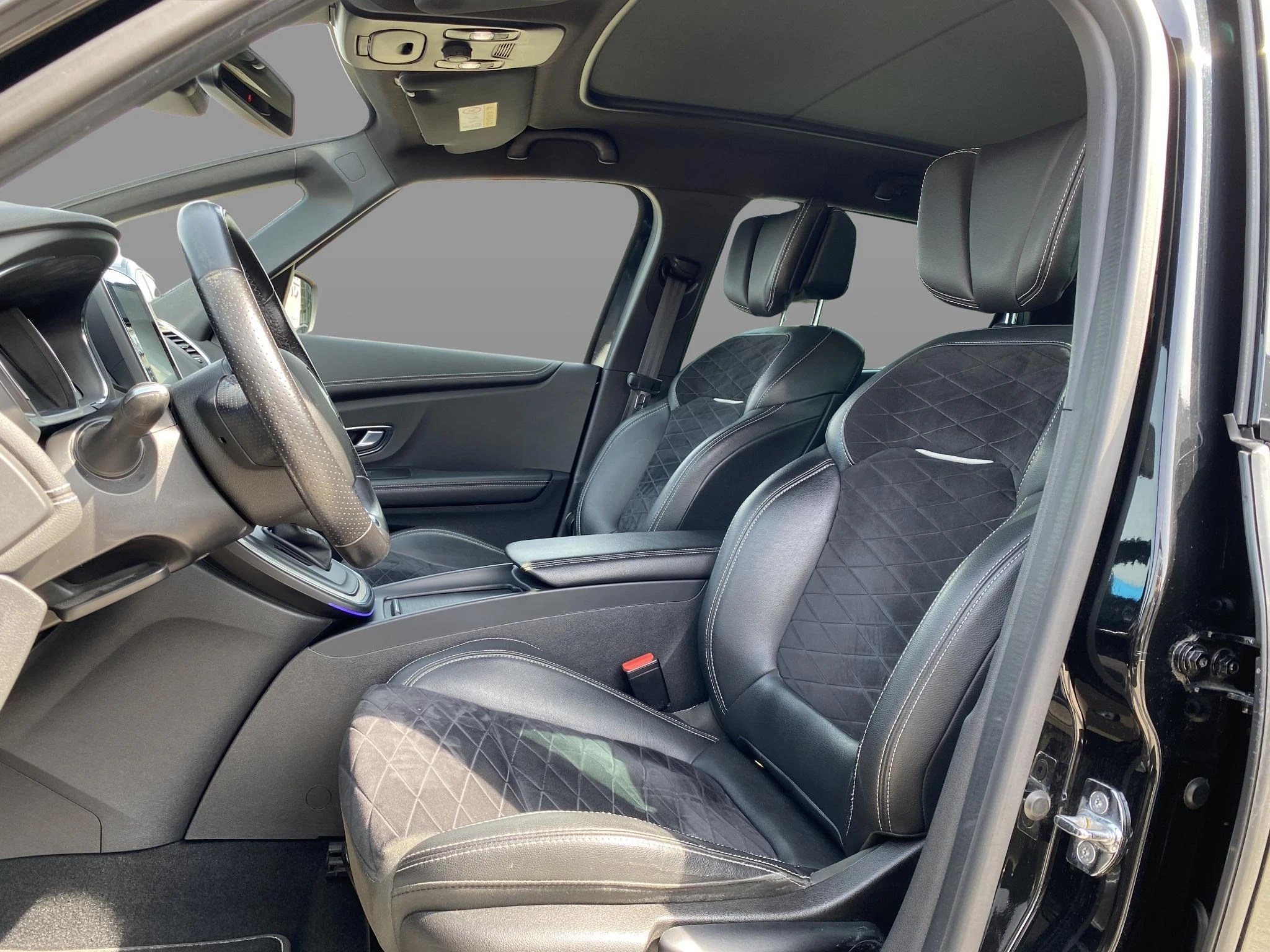 Renault Grand Scénic Black Edition TCe 160 EDC GPF