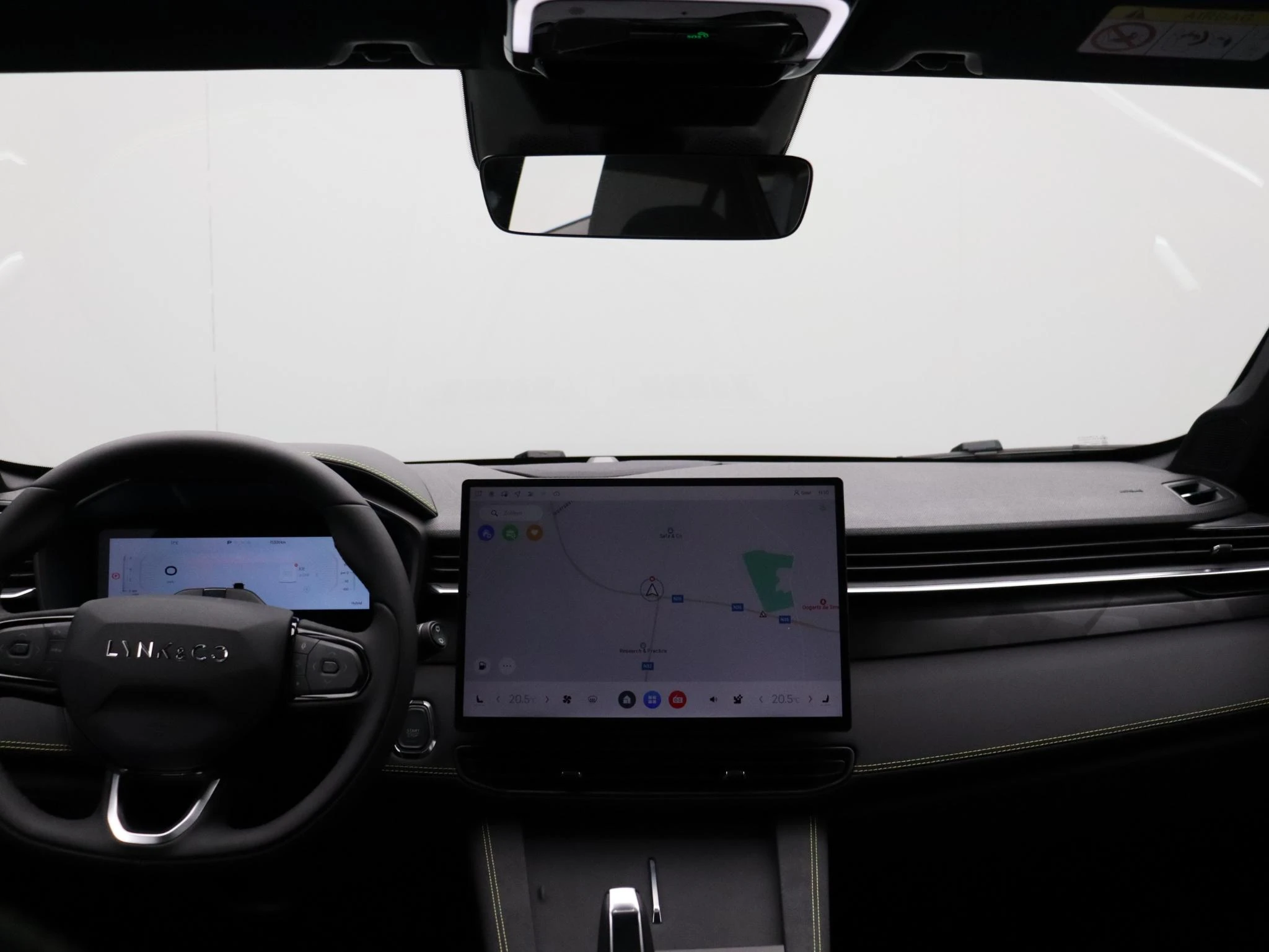 Lynk & Co-01-image-13