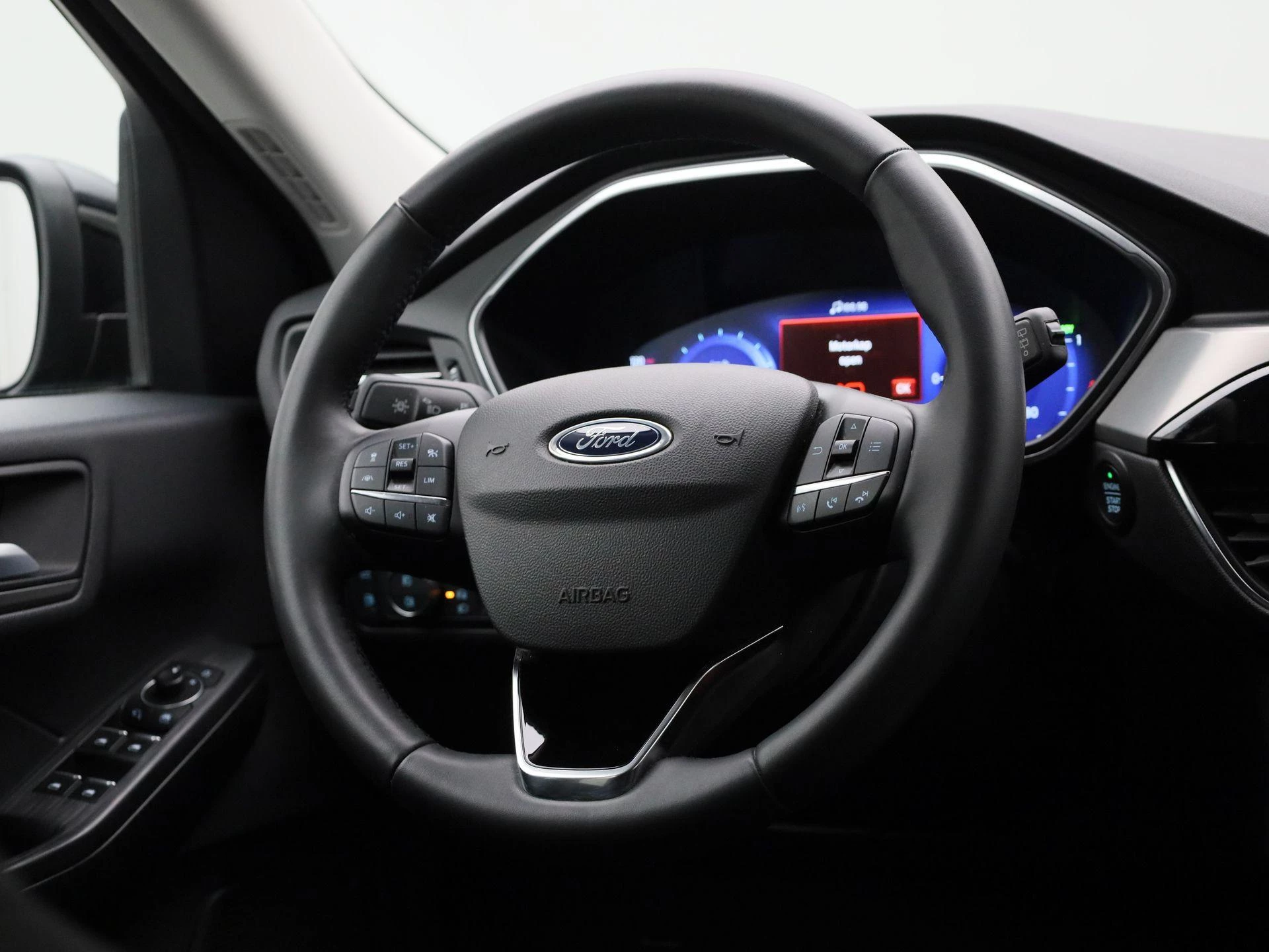 Ford Kuga 2.5i PHEV Aut. 165kW Titanium