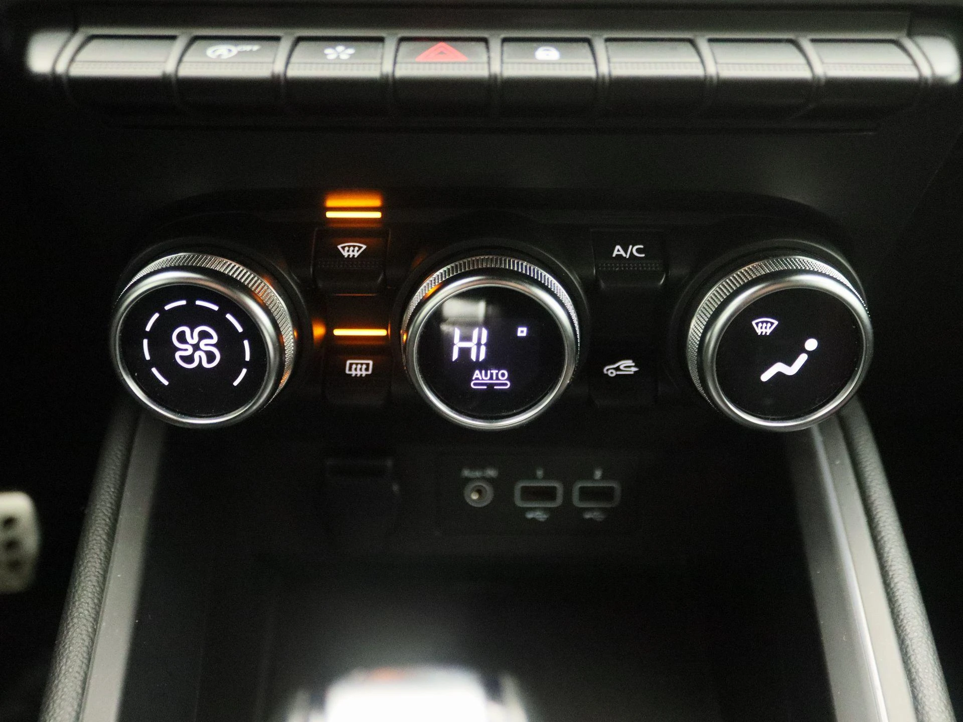 Renault-Clio-image-10