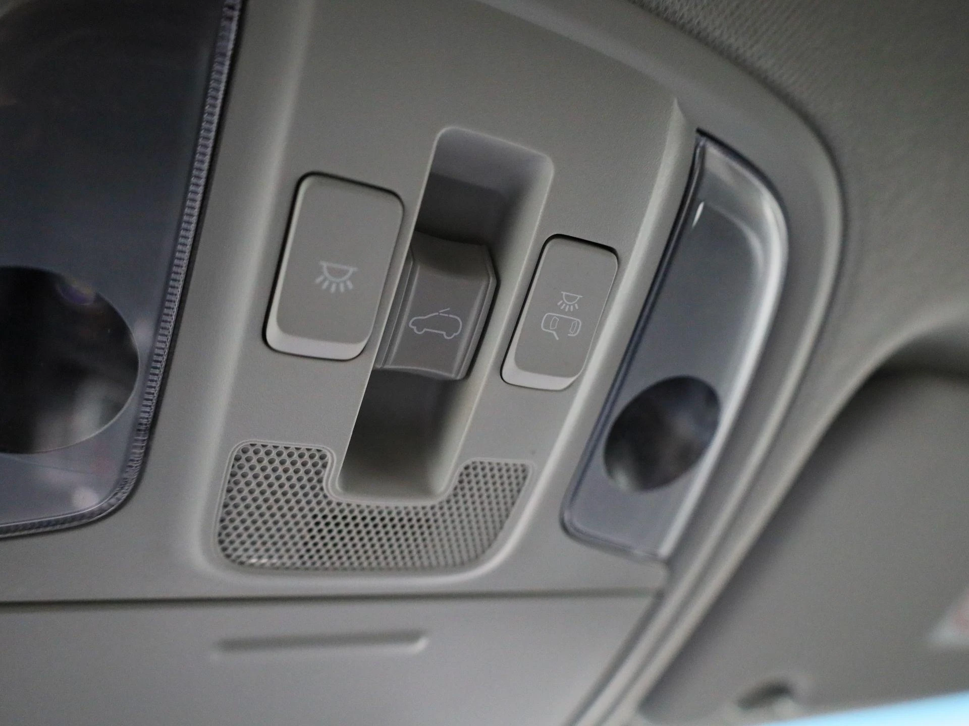 Kia-Niro-image-32
