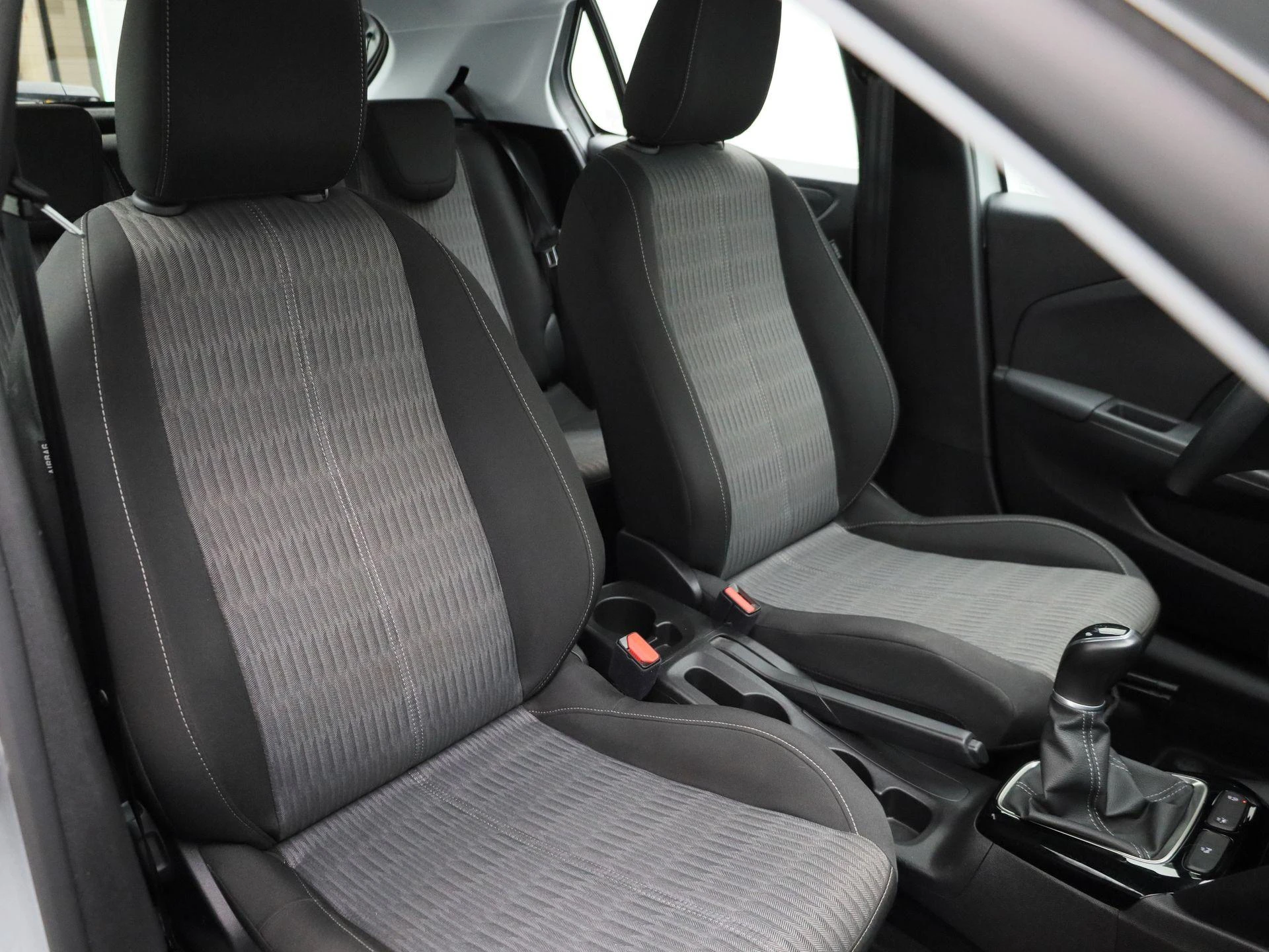 Opel-Corsa-image-31