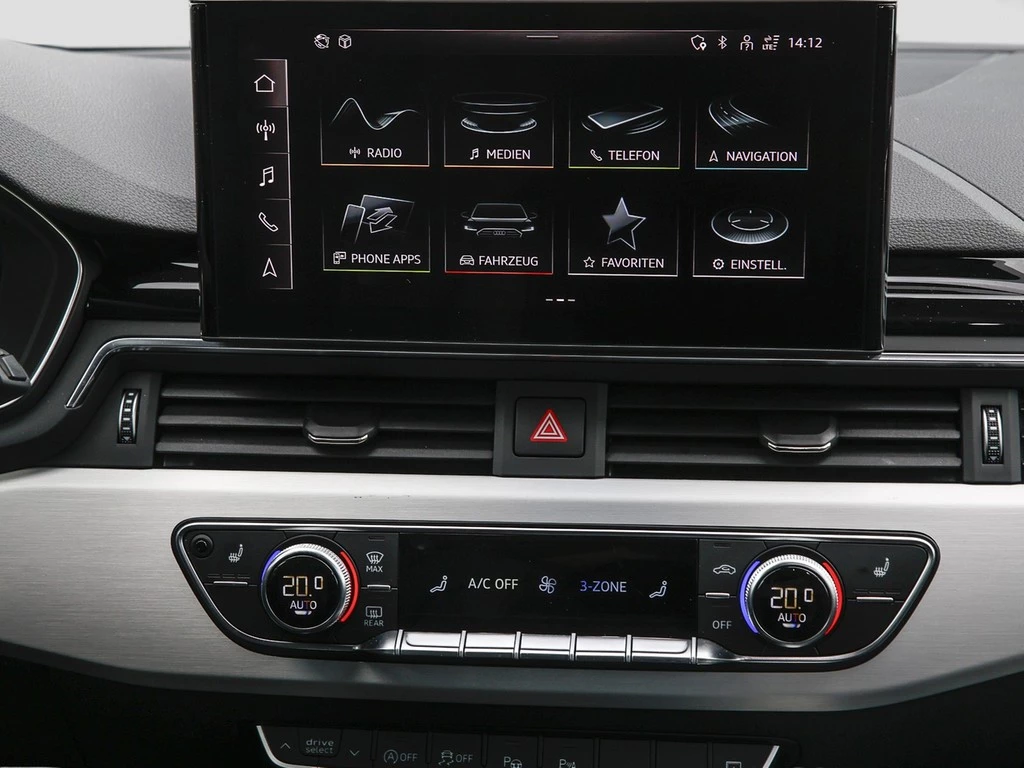 Audi A4 Avant 40 TFSI S line competition + Matrix