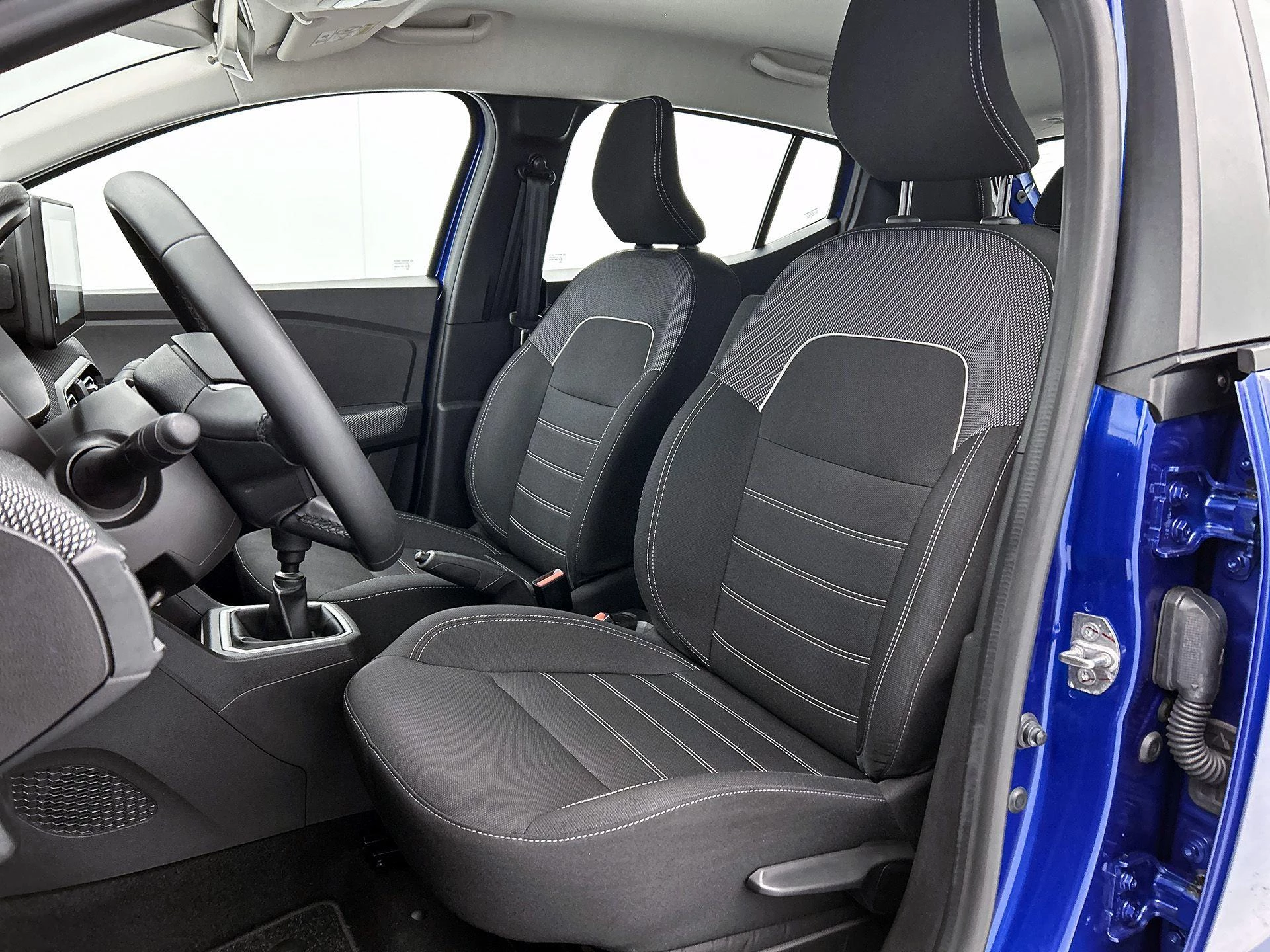 Dacia-Sandero-image-11