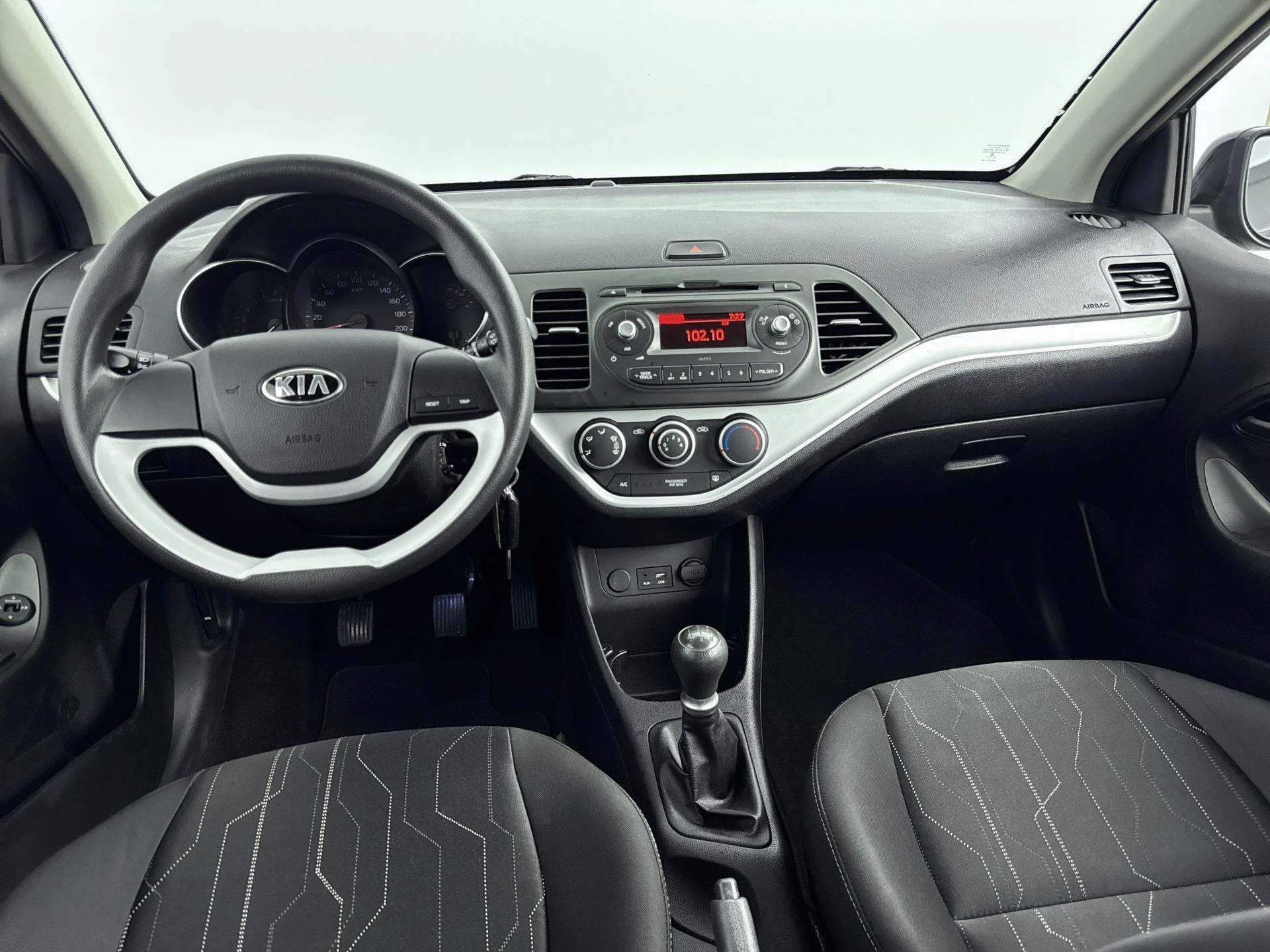 Kia-Picanto-image-7