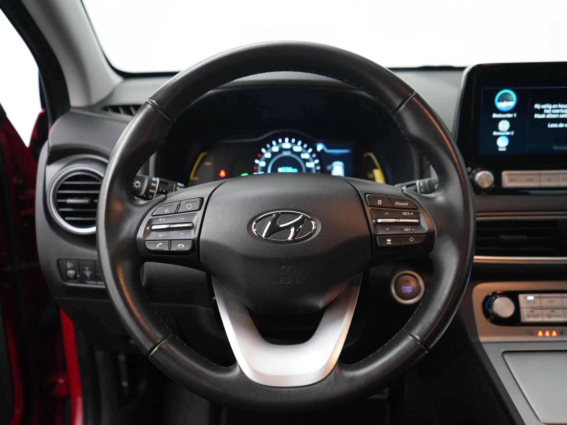 Hyundai-Kona-image-8