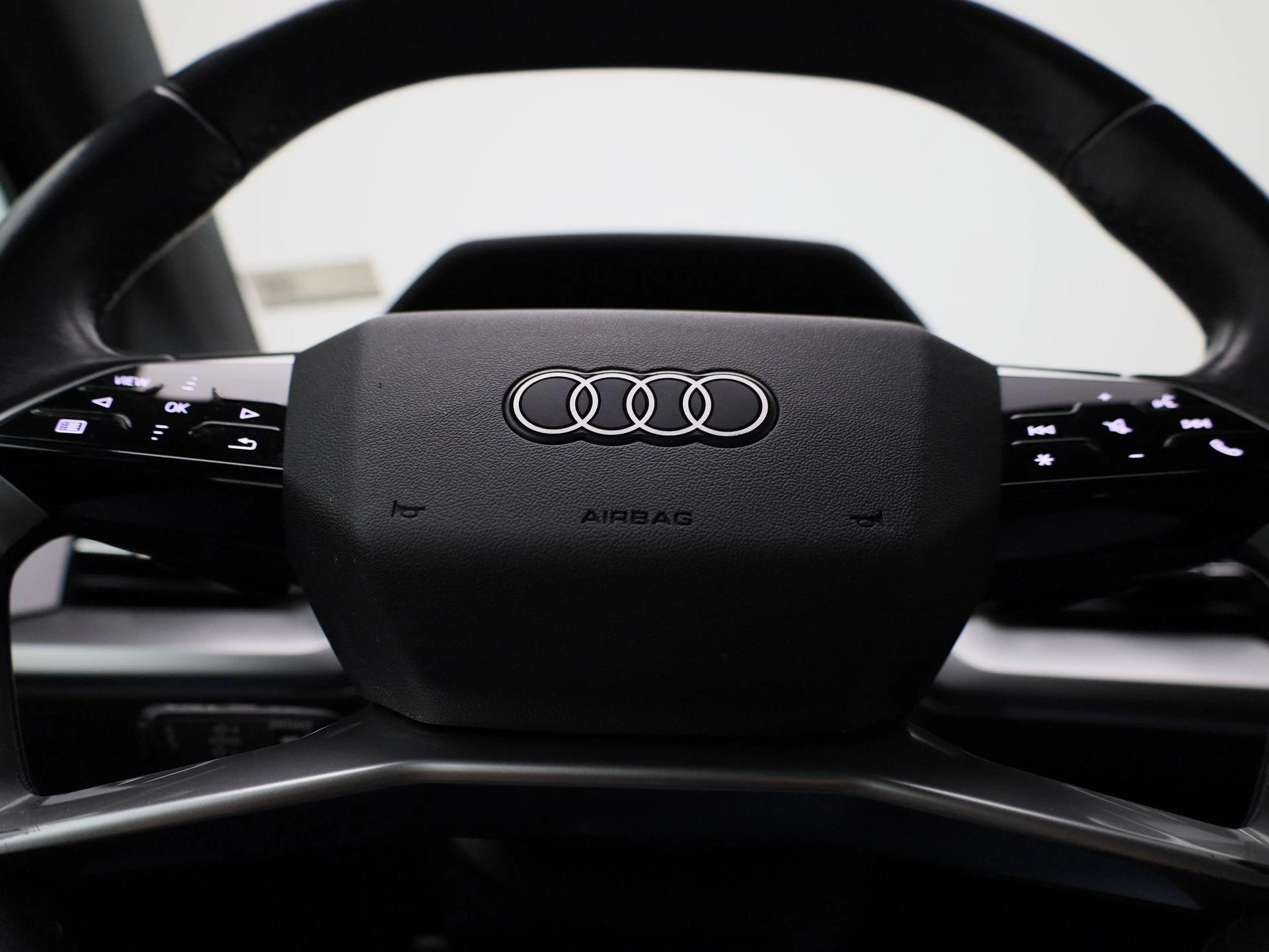 Audi-Q4 e-tron-image-28