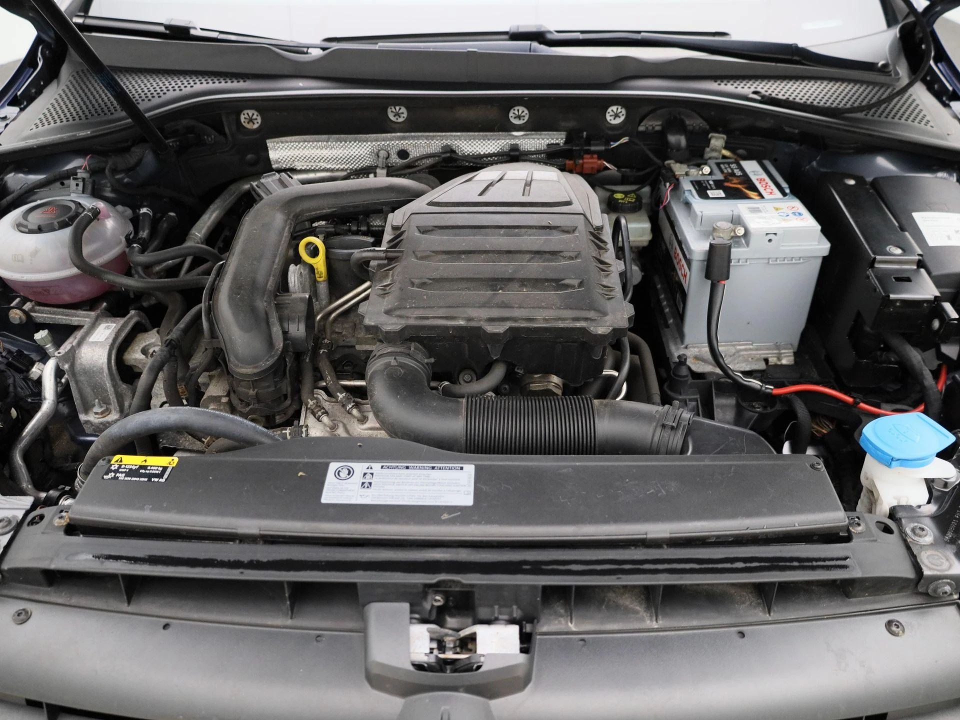 Volkswagen-Golf-image-31