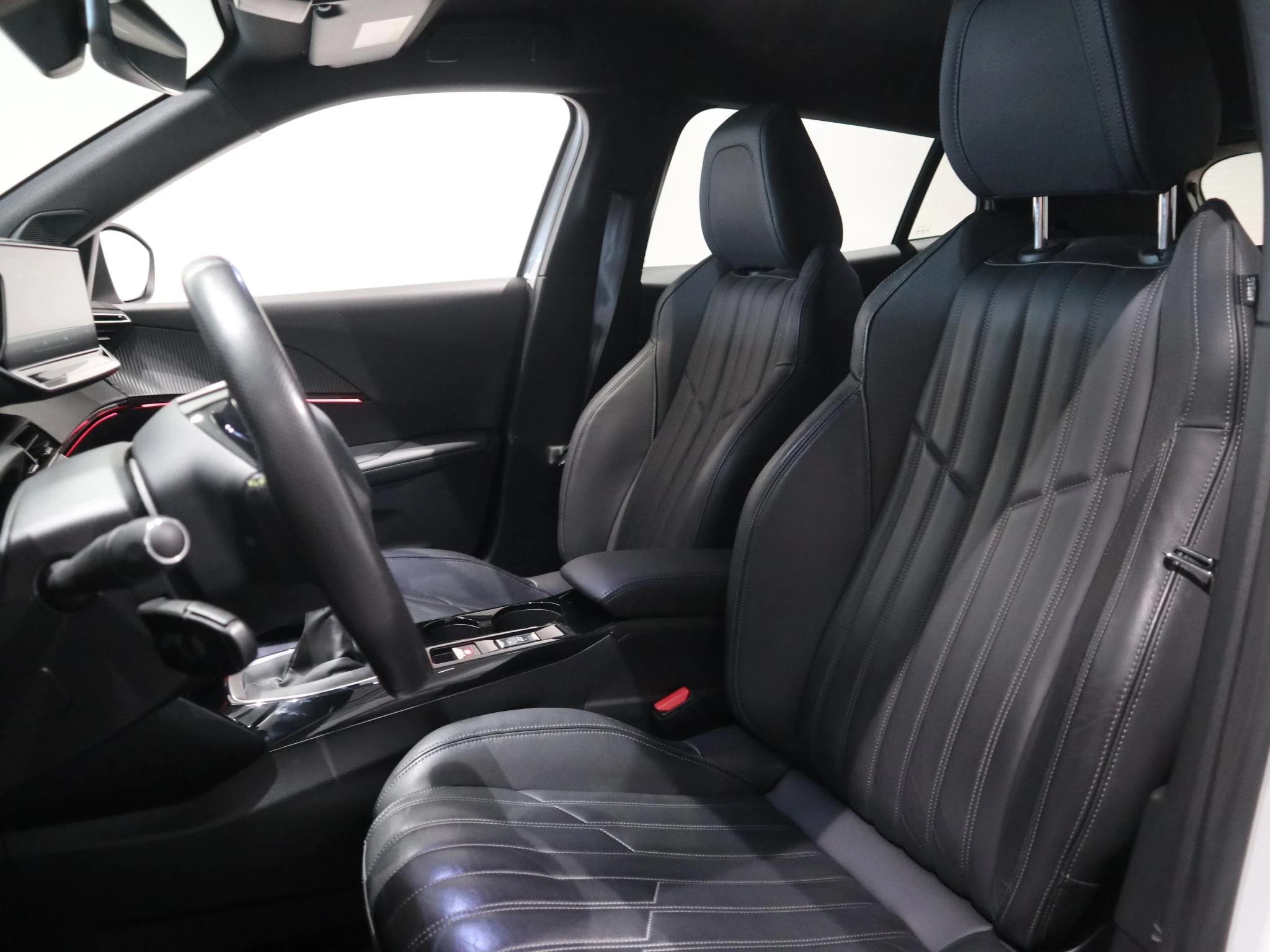 Peugeot-2008-image-7