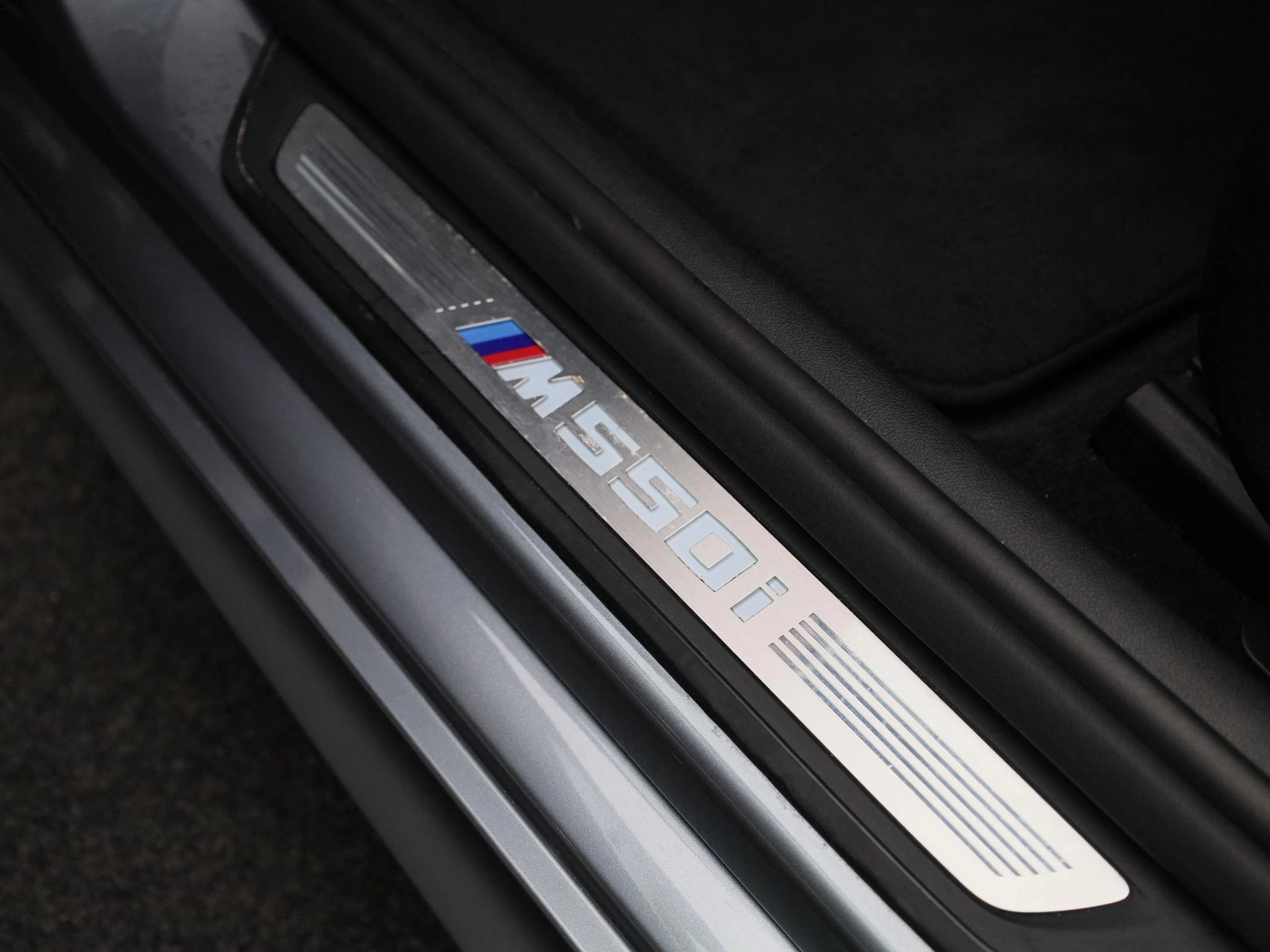 BMW 5 Serie M550i xDrive High Executive