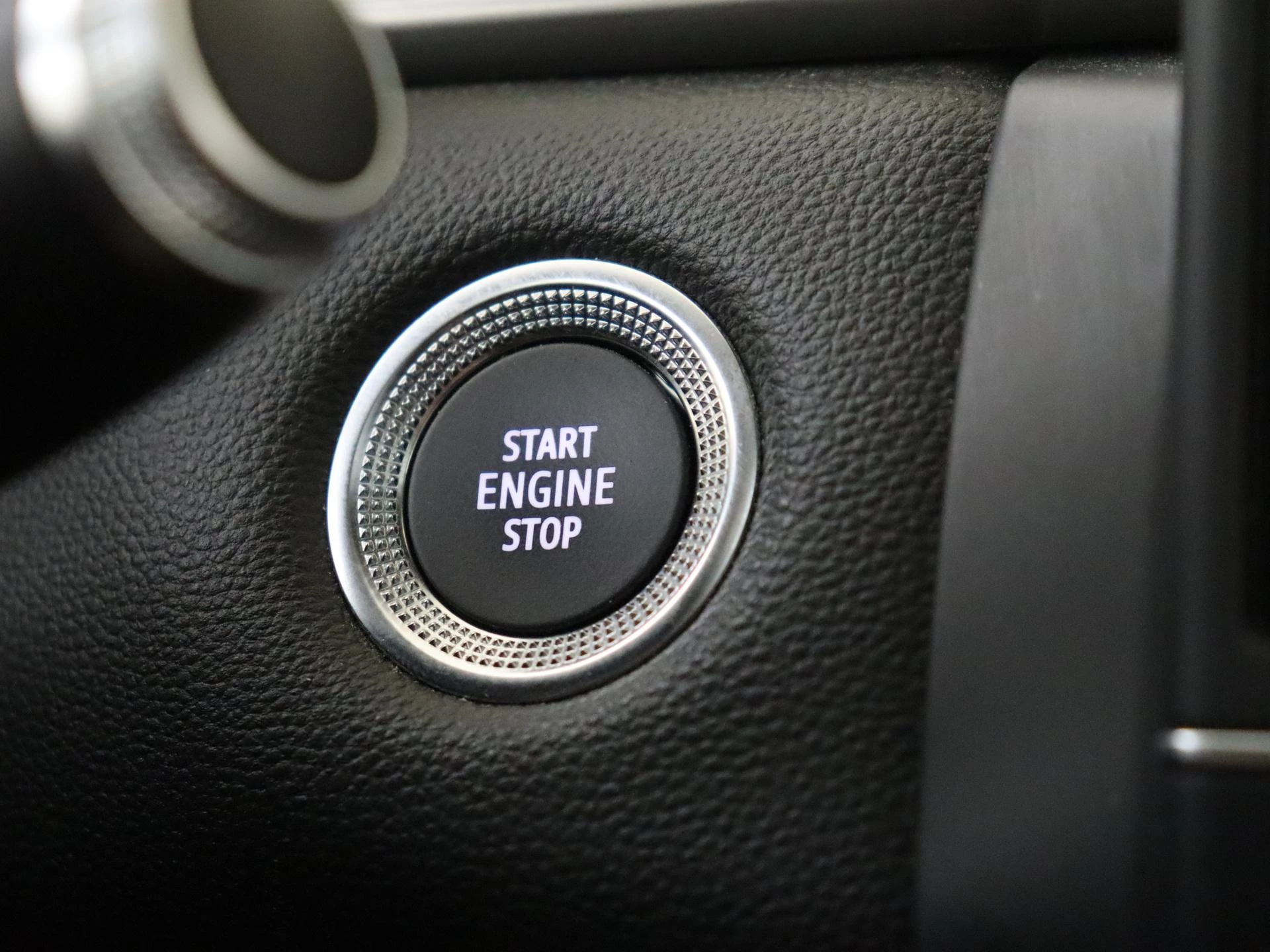 Renault-Captur-image-23
