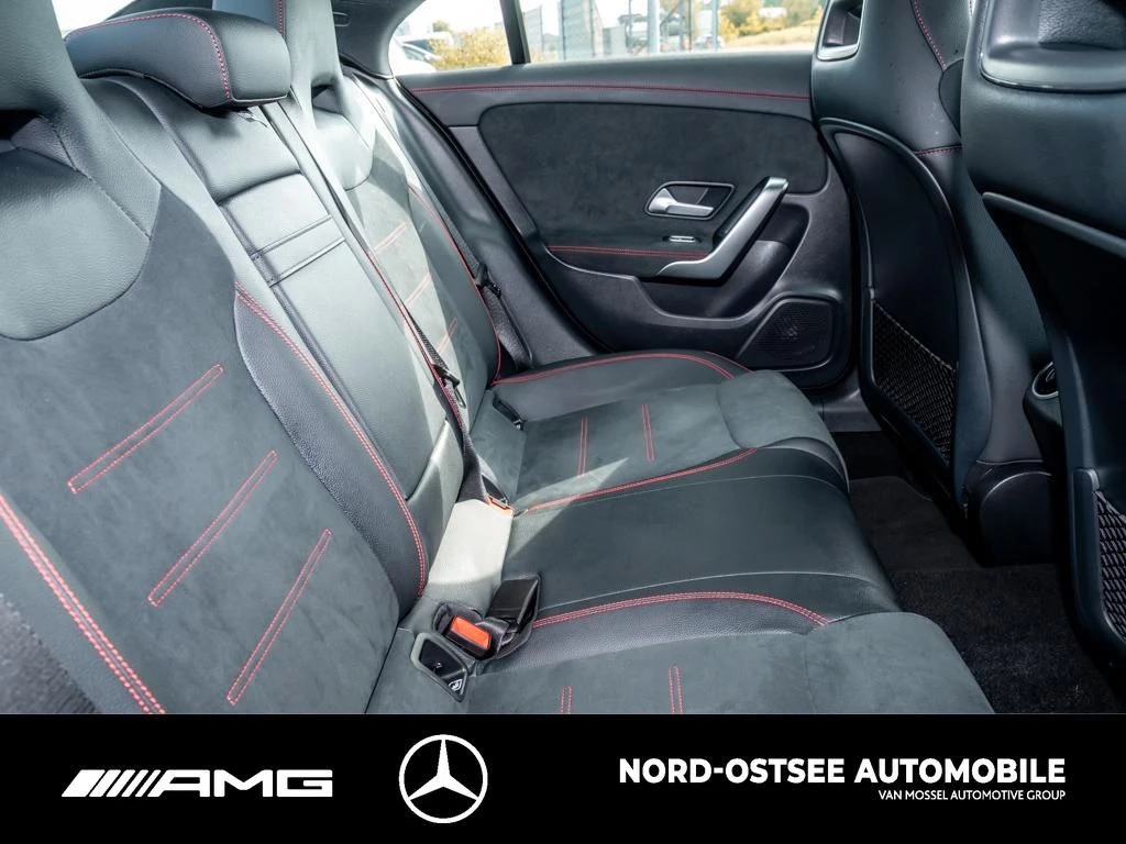 Mercedes-Benz CLA 200 AMG COUPÉ ADV.+ MBUX SHZ KEYLESS-GO AMG Line