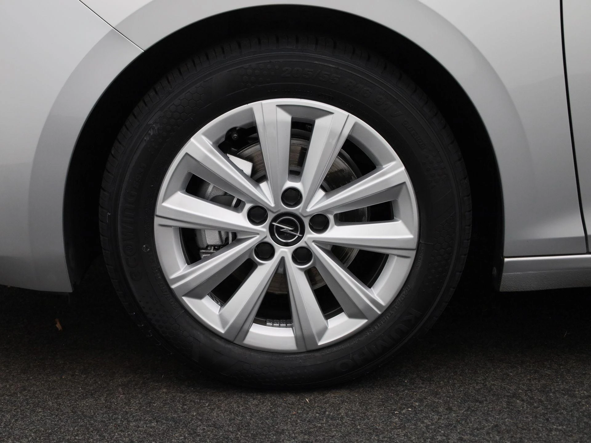 Opel-Astra-image-13