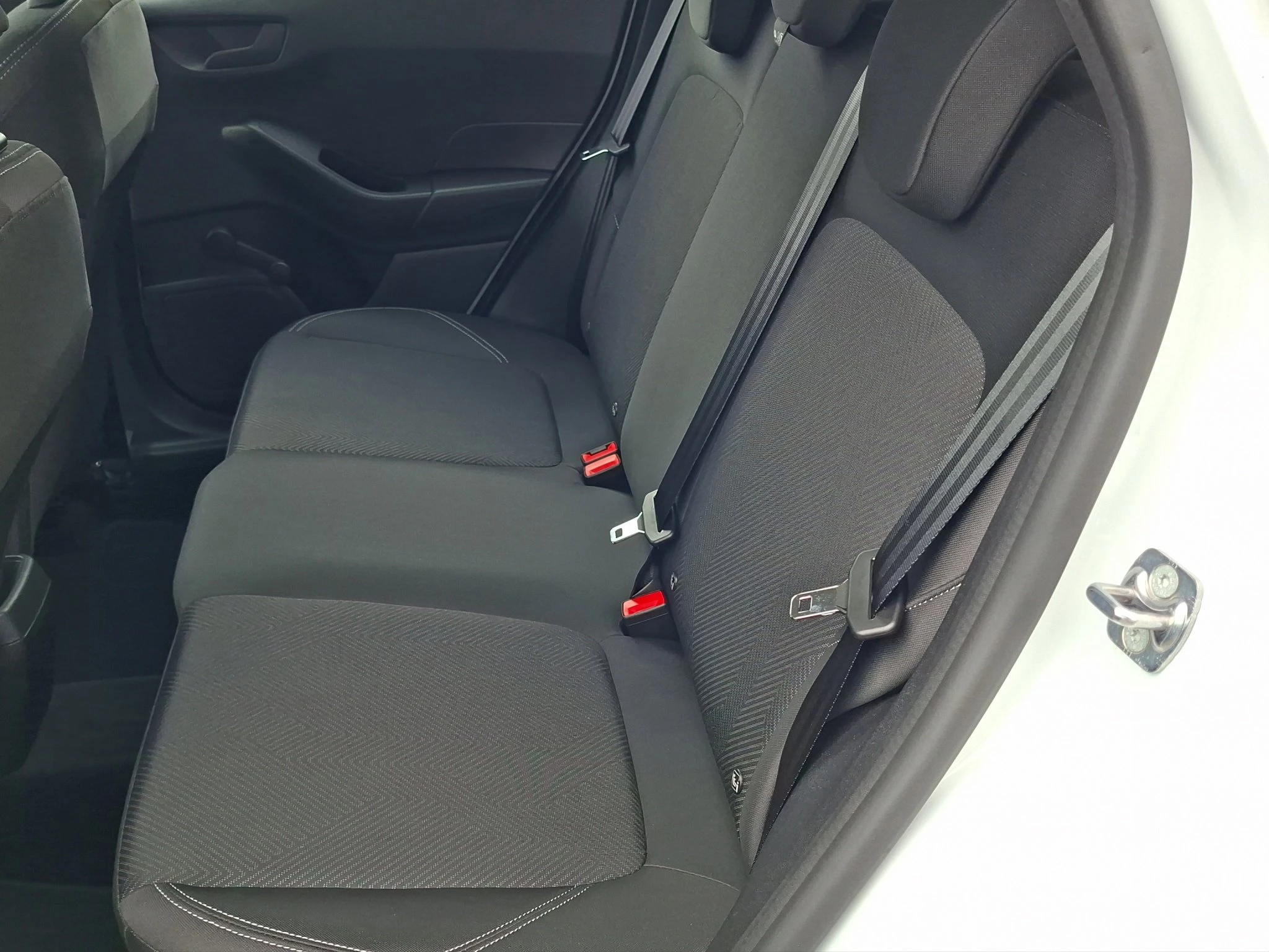 Ford Fiesta Cool & Connect 1.0 EB LED | SHZ | PDC | Klima | BT | ZV mit FB
