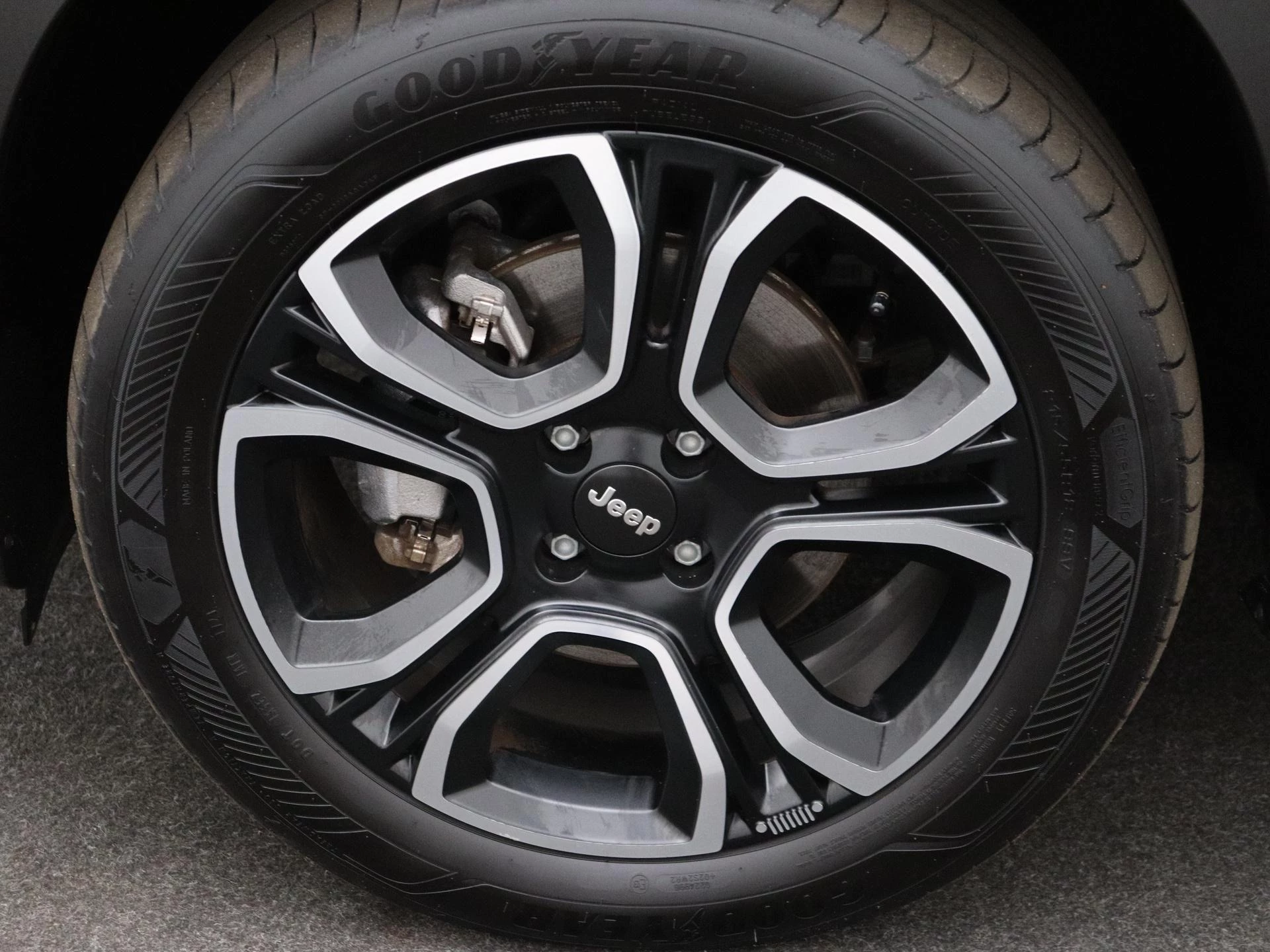 Jeep-Avenger-image-12