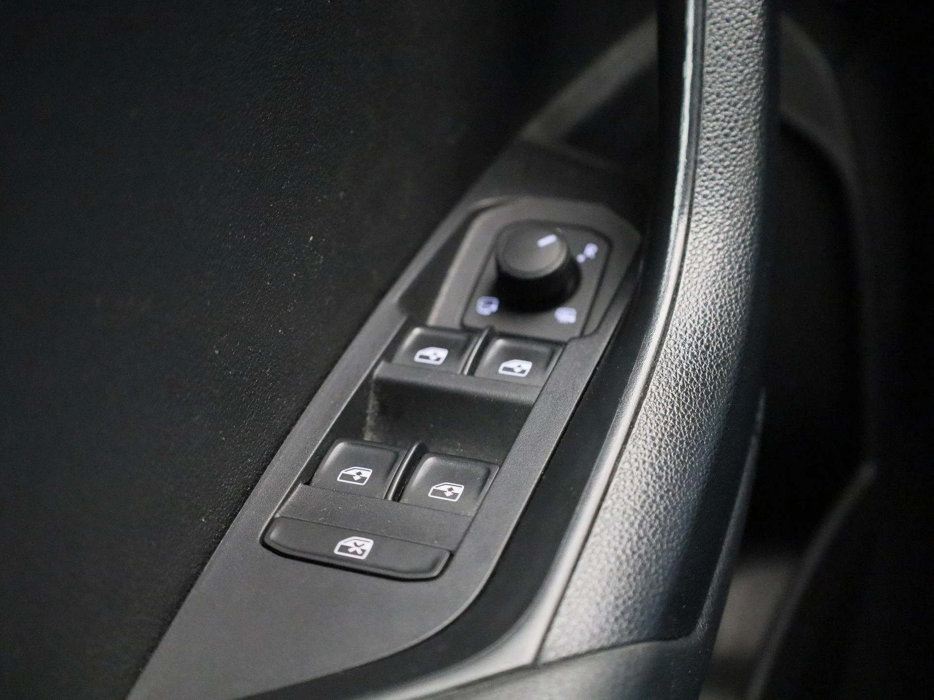 Škoda-Karoq-image-34