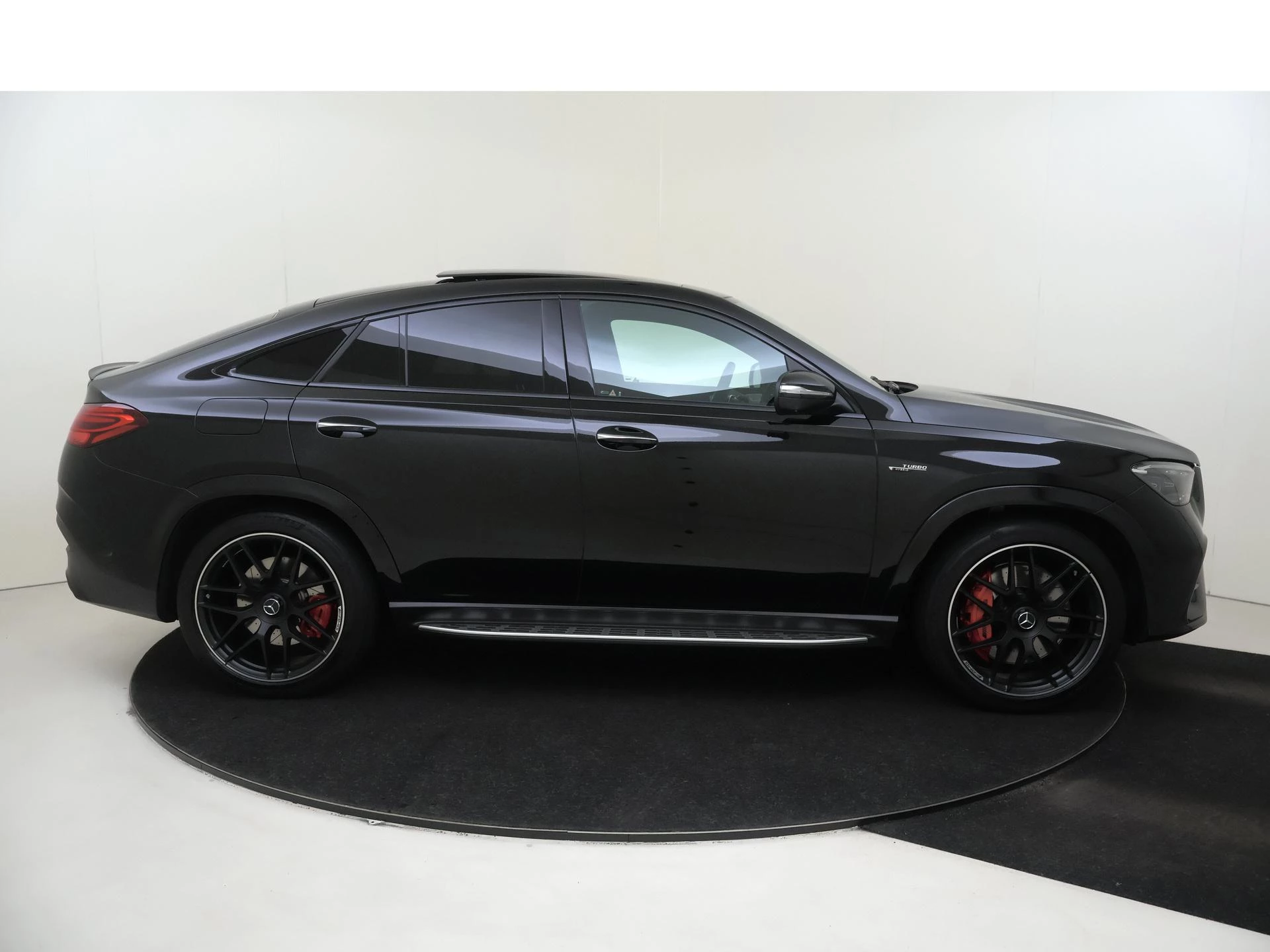 Mercedes-Benz-GLE-image-9