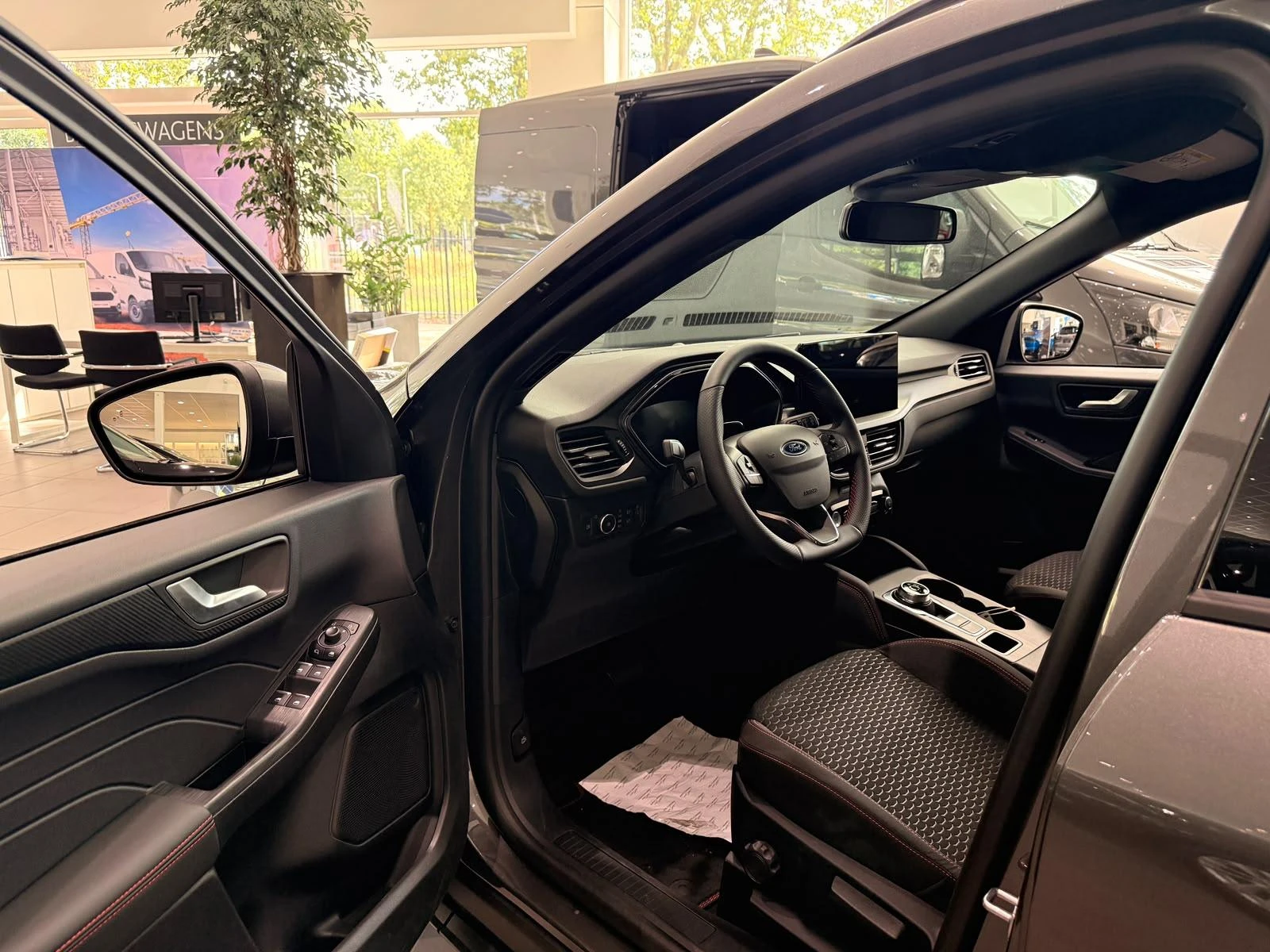 Ford-Kuga-image-8