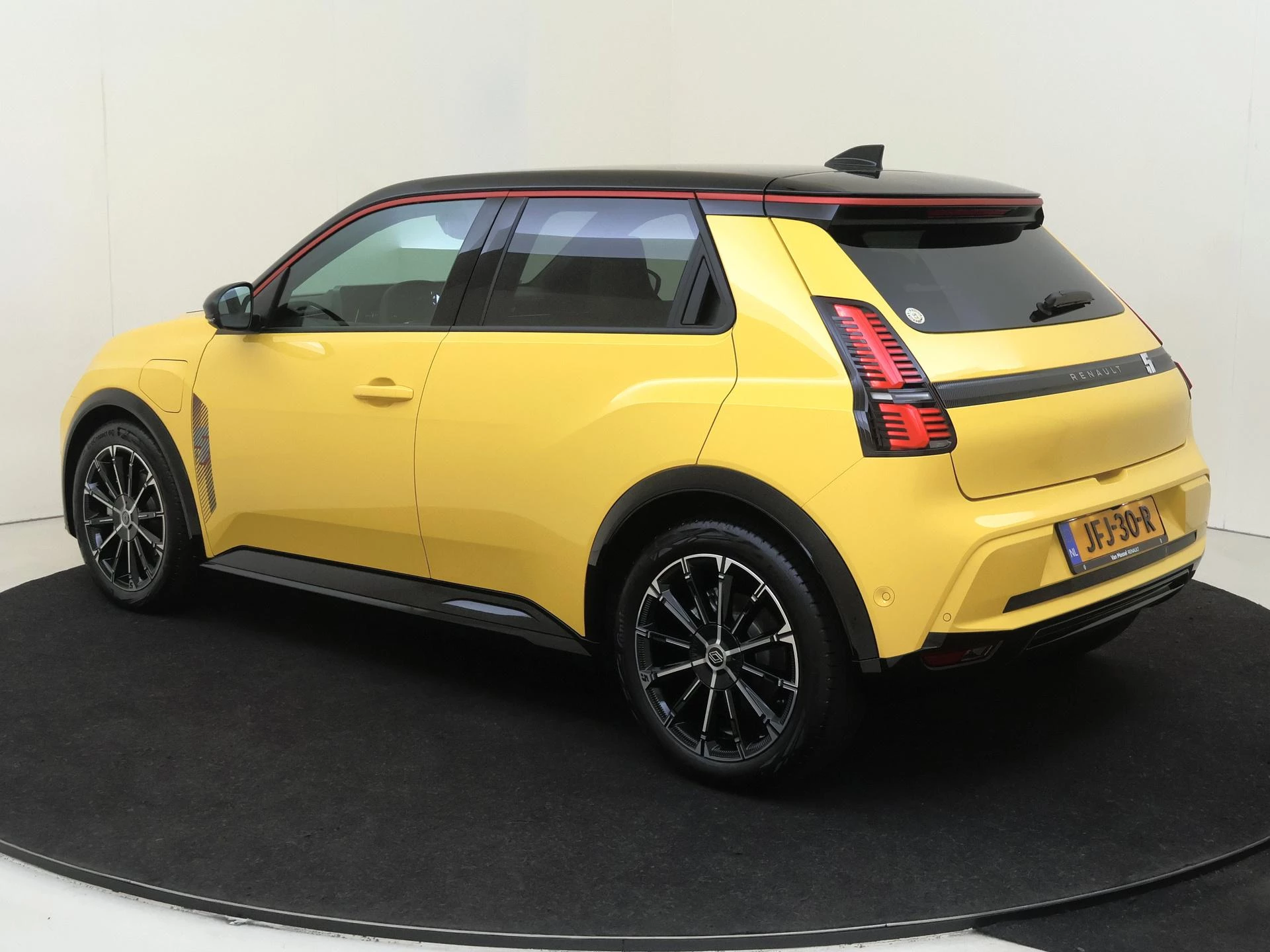 Renault 5 comfort range iconic cinq 52 kWh 150 PK