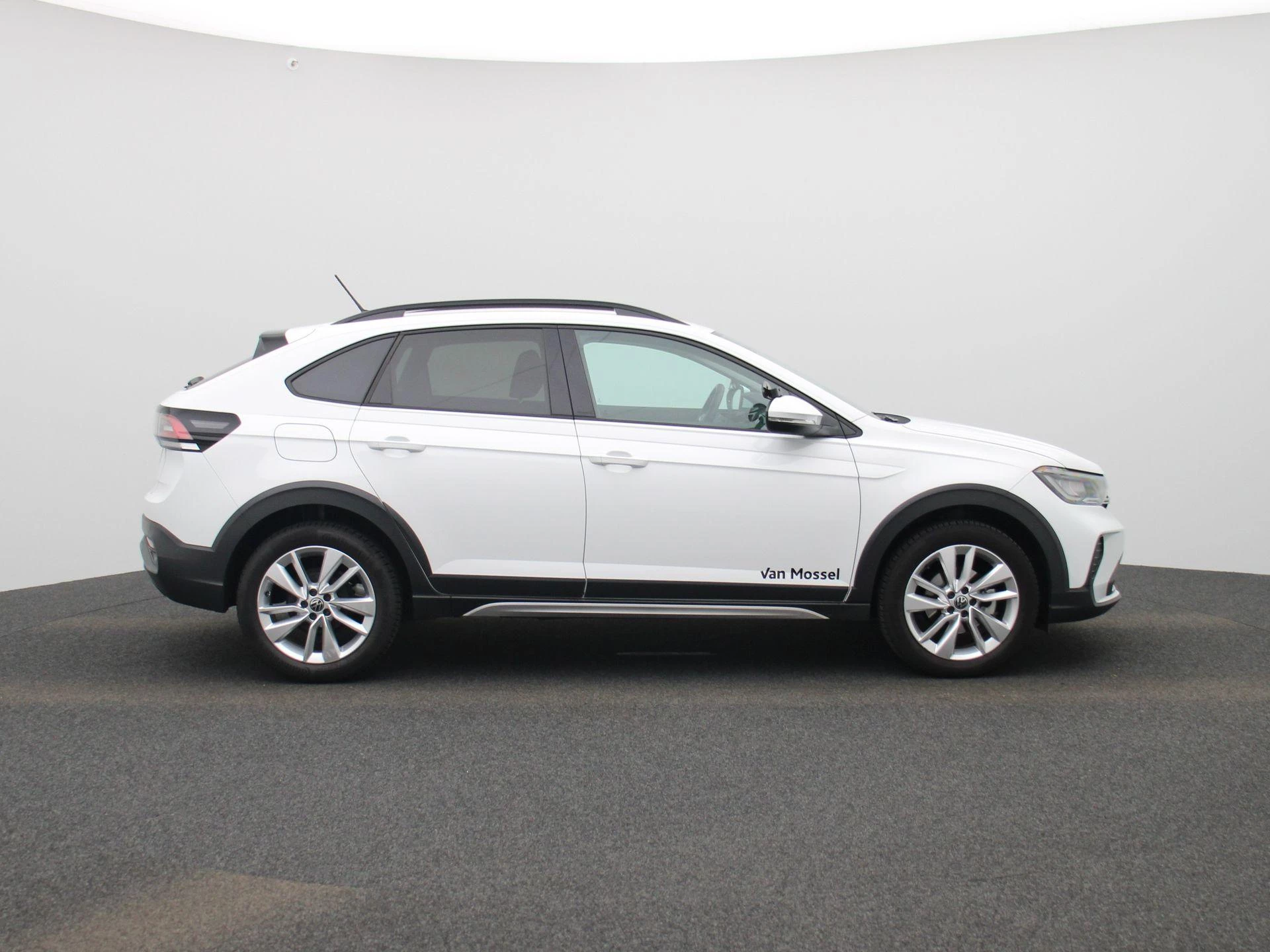 Volkswagen-Taigo-image-5