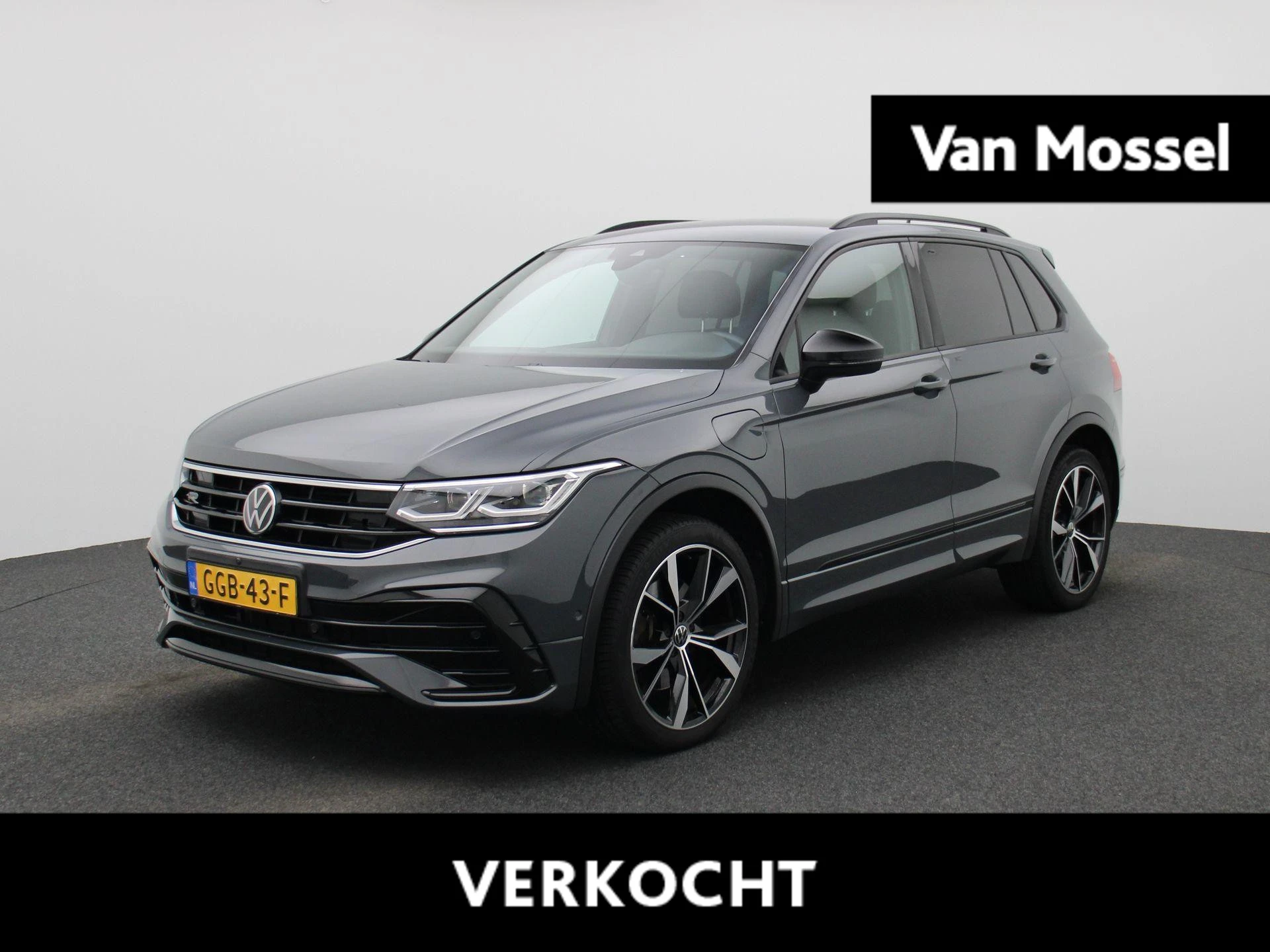 Volkswagen-Tiguan-image-0