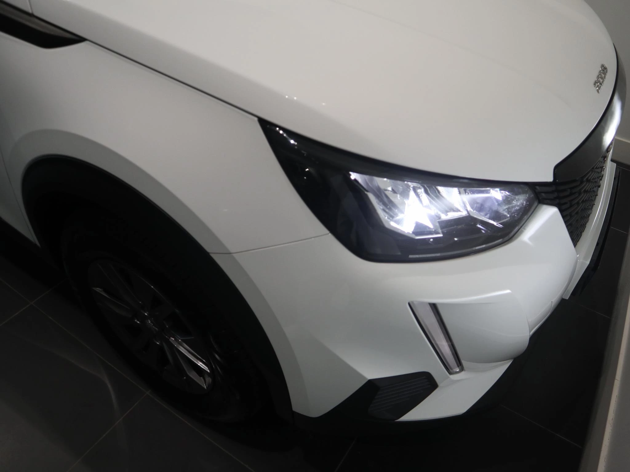 Peugeot-2008-image-20