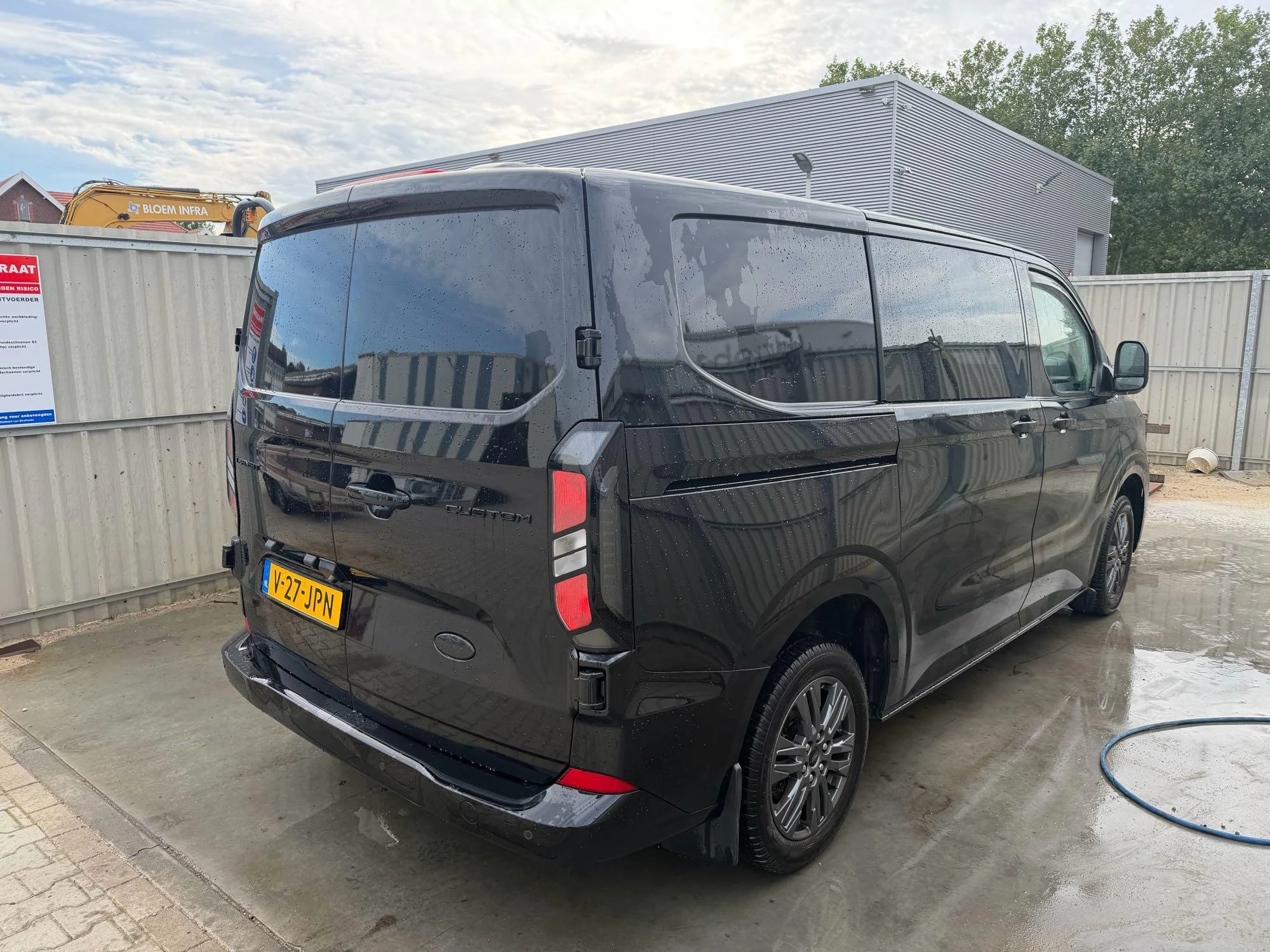 Ford-Transit Custom-image-4