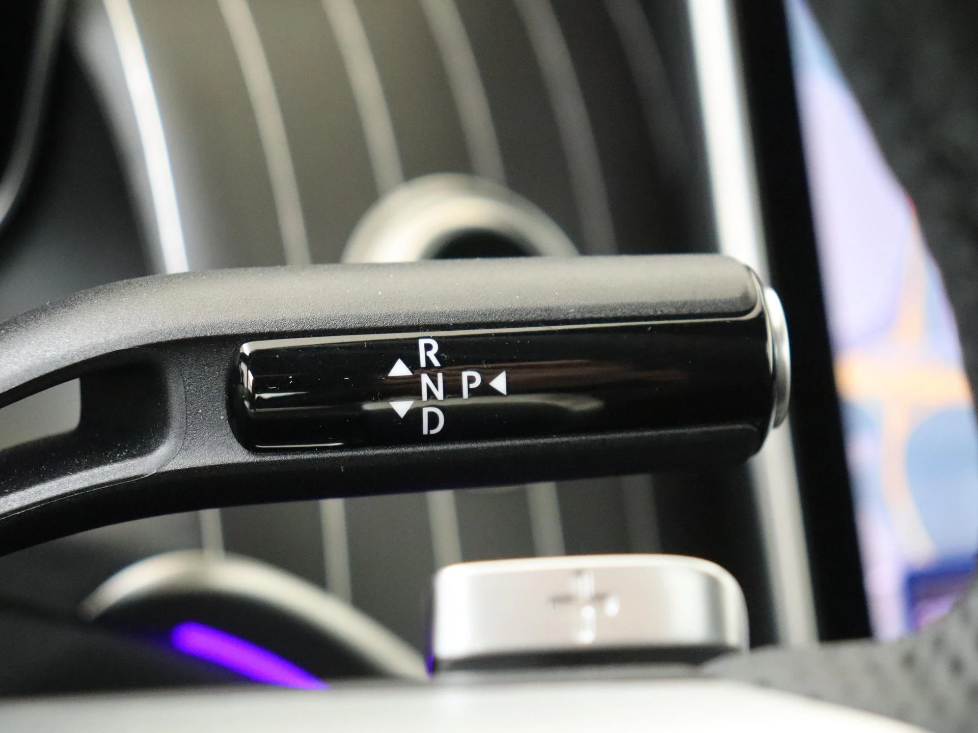 Mercedes-Benz-GLC-image-17