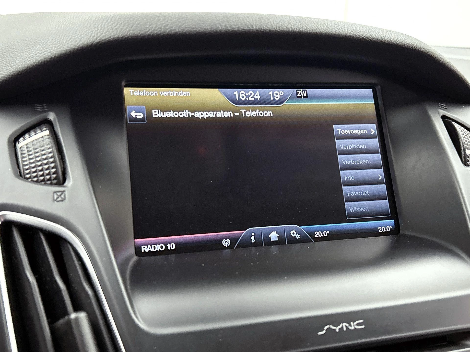 Ford Focus Wagon 1.0 Titanium