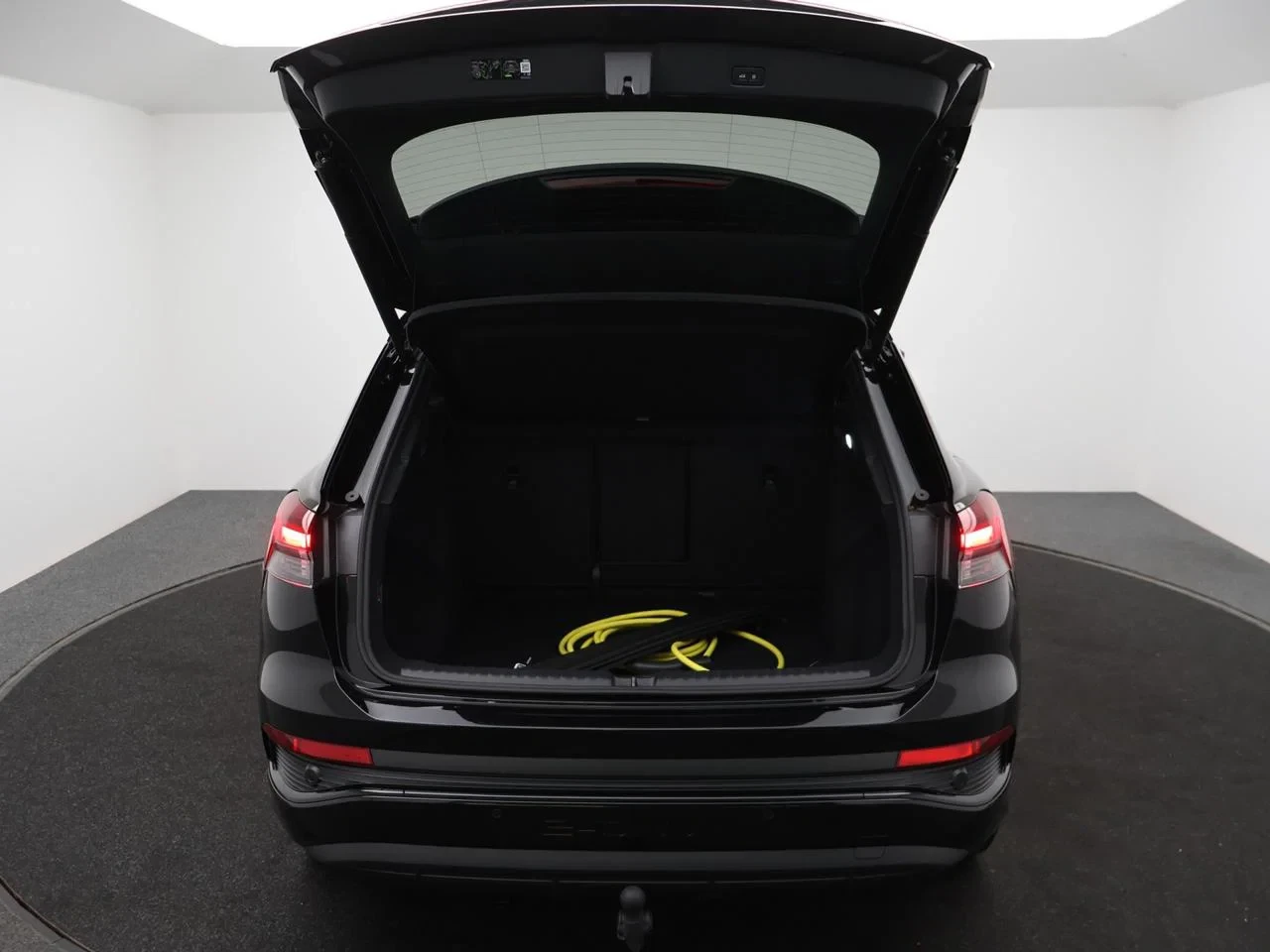 Audi-Q4 e-tron-image-20