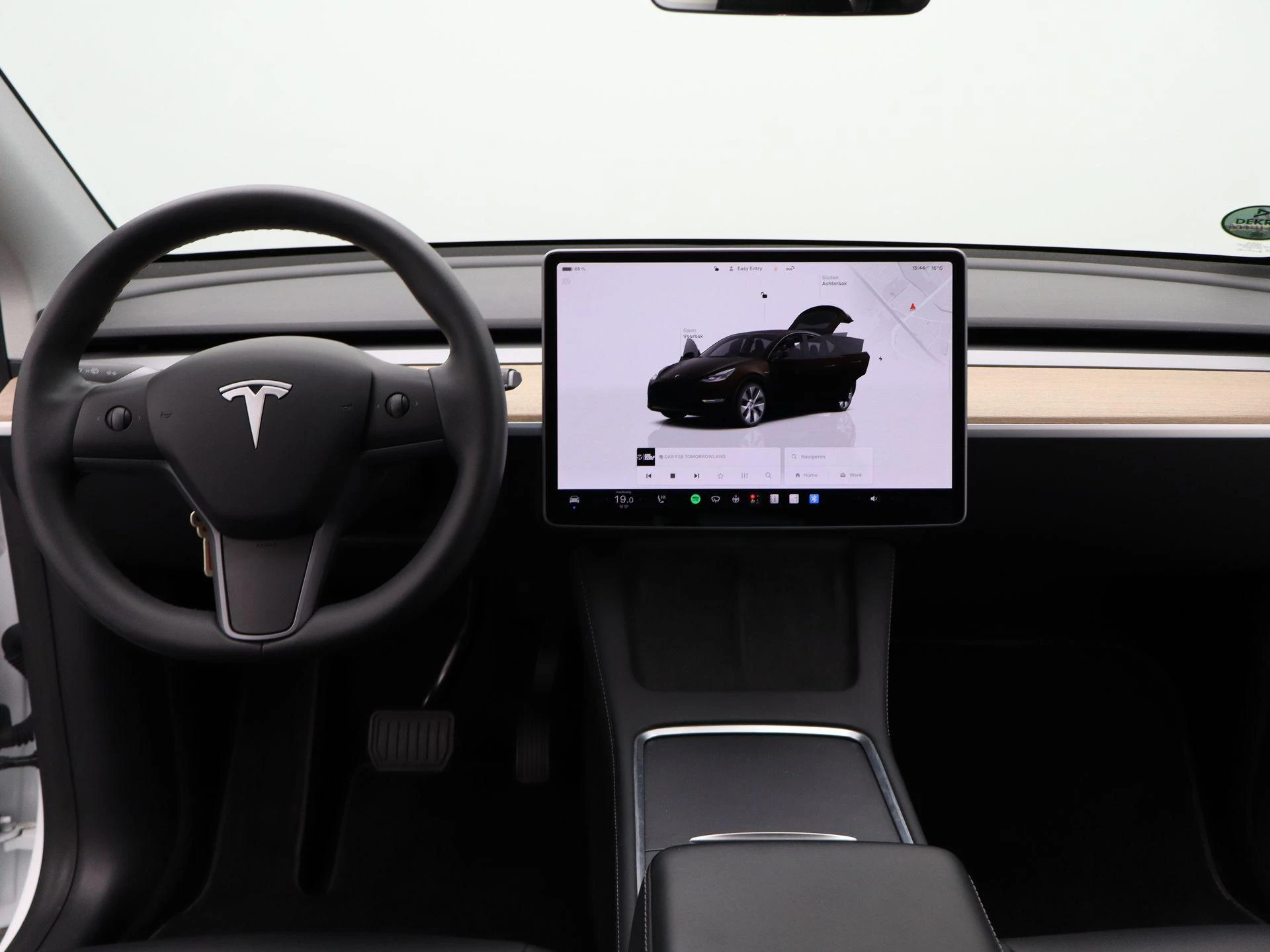 Tesla-Model Y-image-6