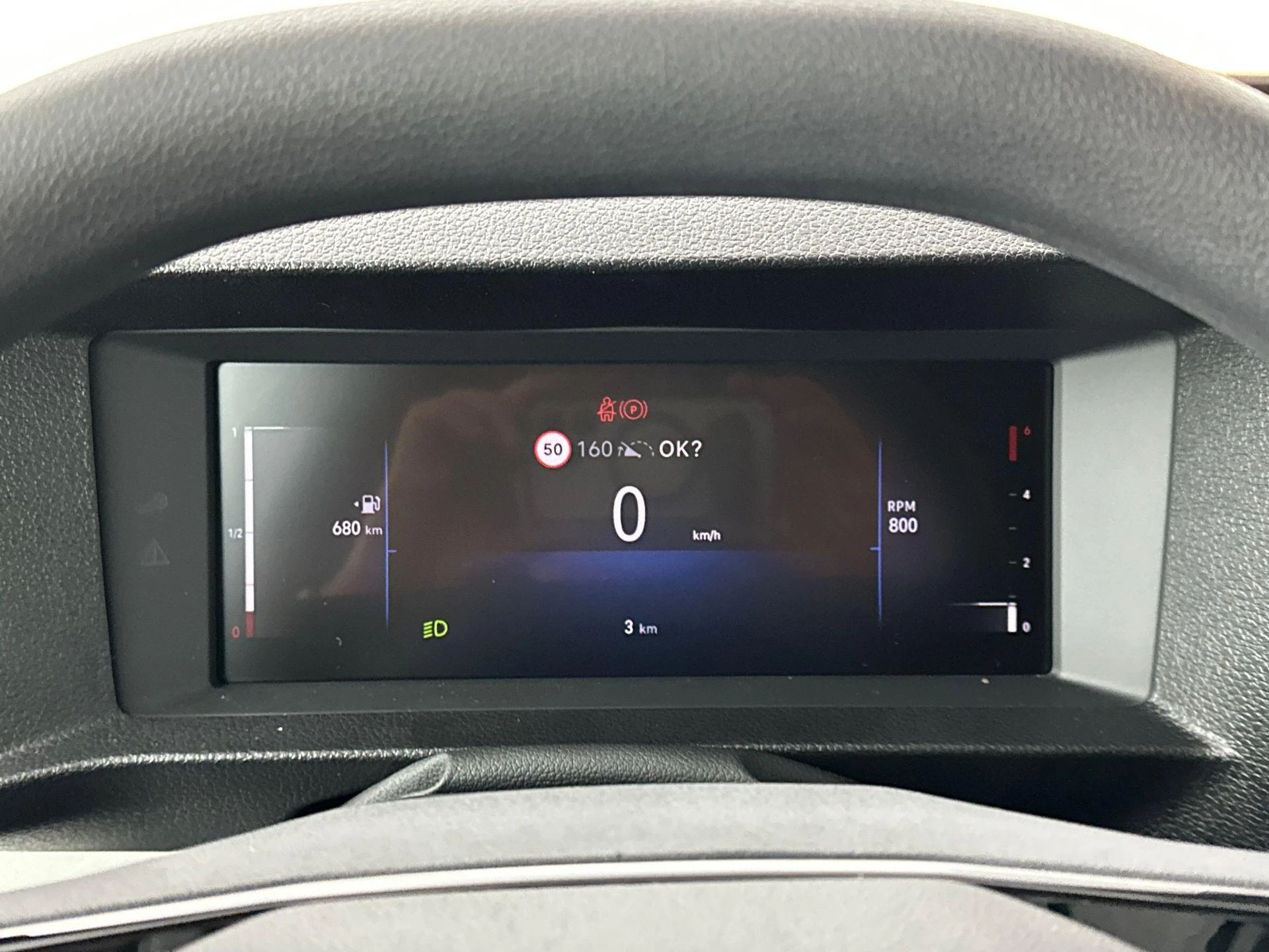 Opel-Vivaro-image-8