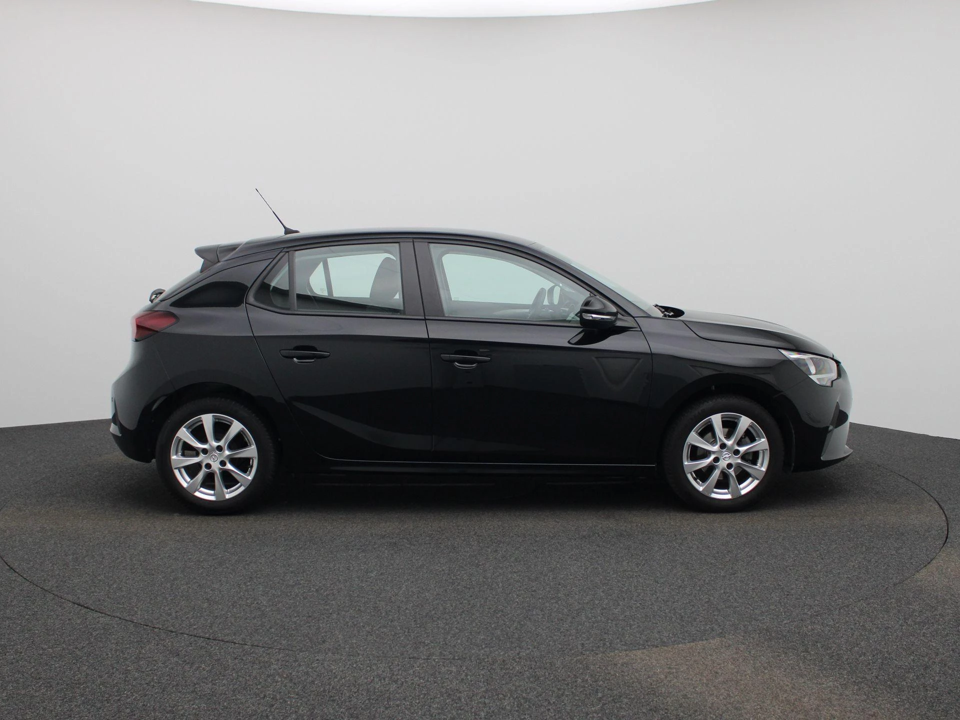 Opel-Corsa-image-5