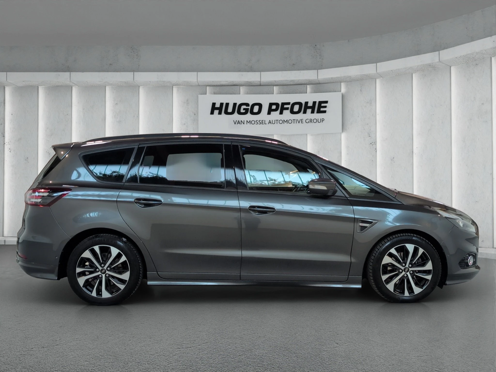 Ford-S-Max-image-5