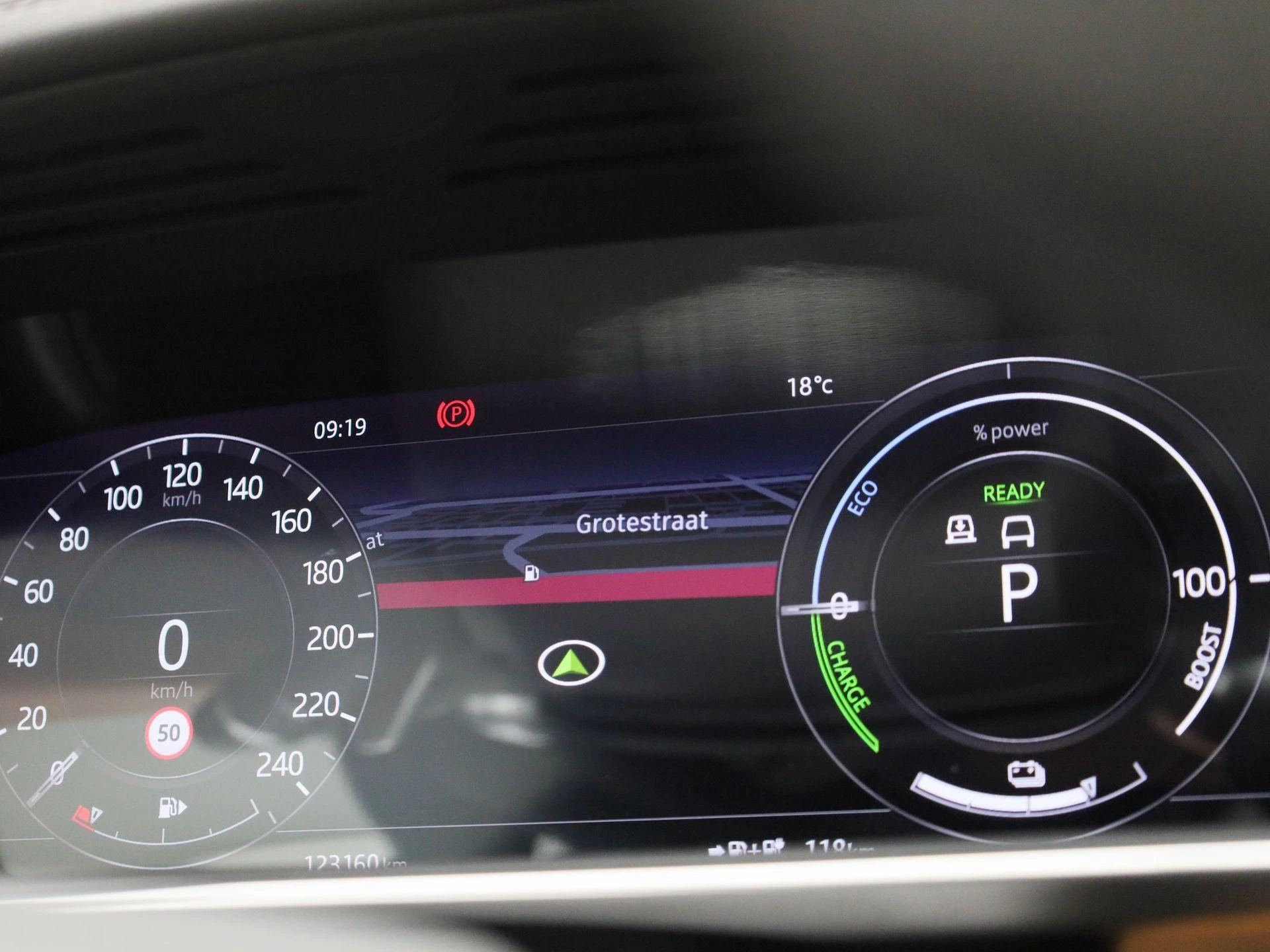Land Rover-Range Rover Sport-image-33