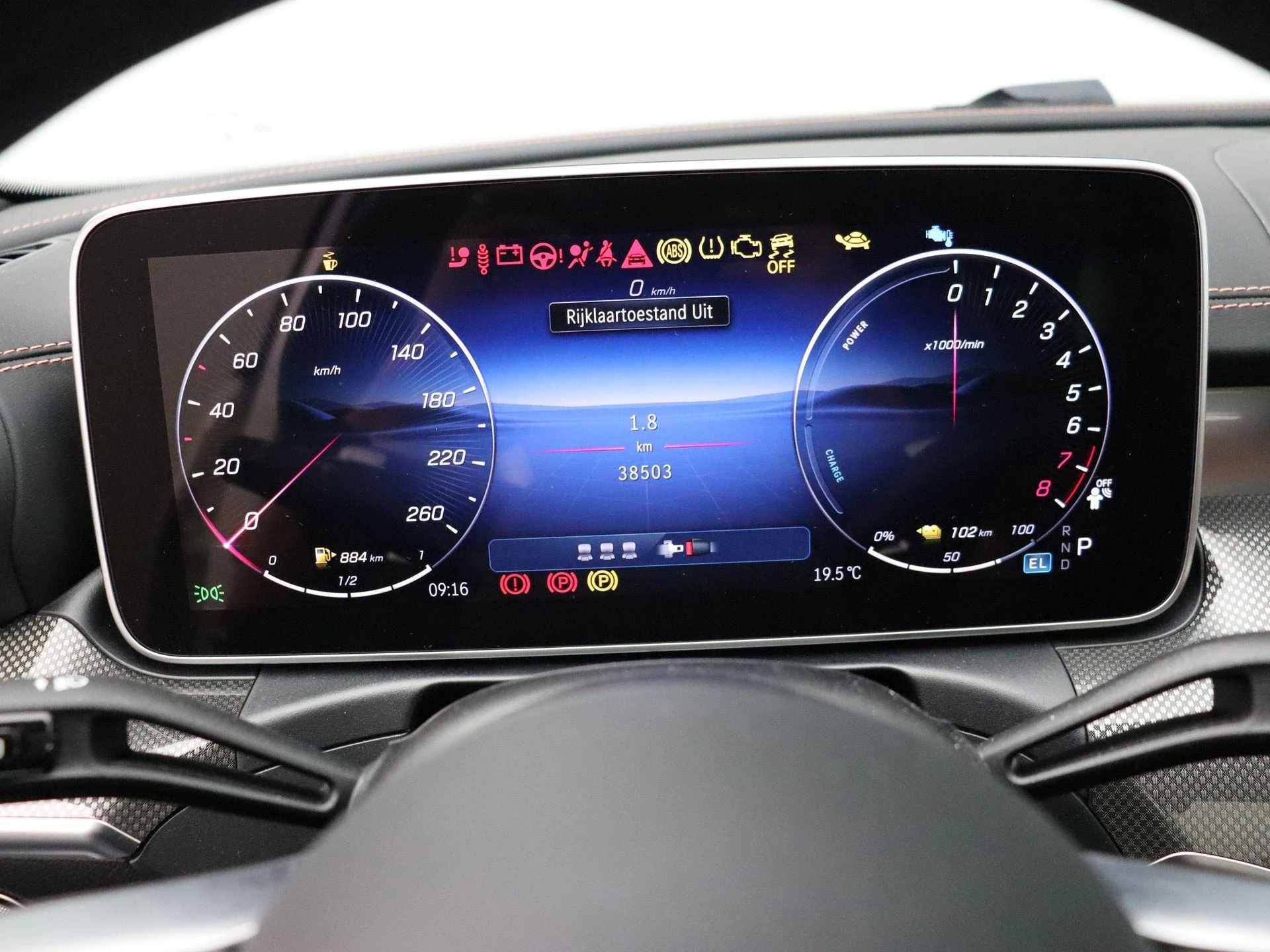 Mercedes-Benz-C-Klasse-image-17