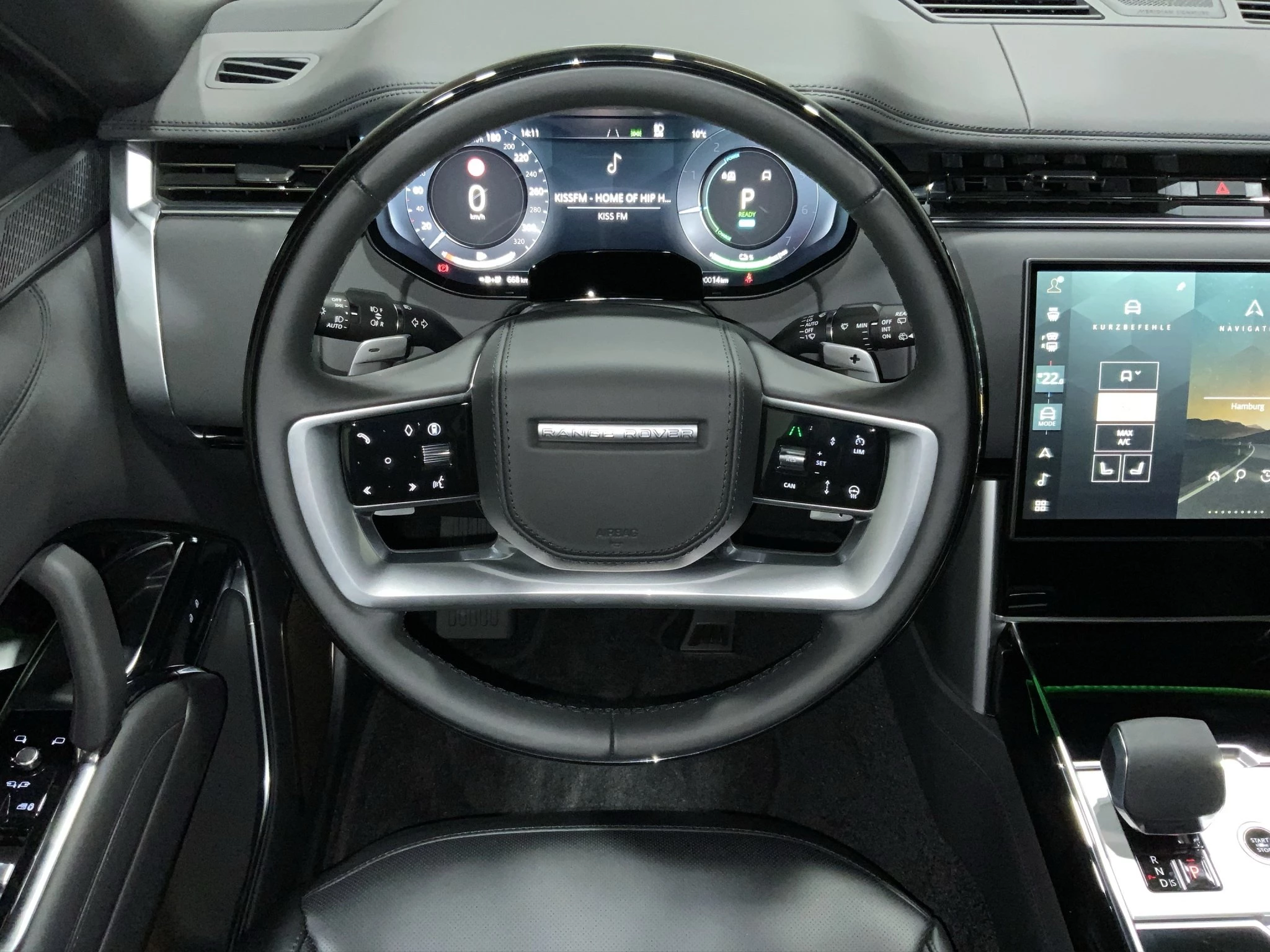 Land Rover-Range Rover-image-8