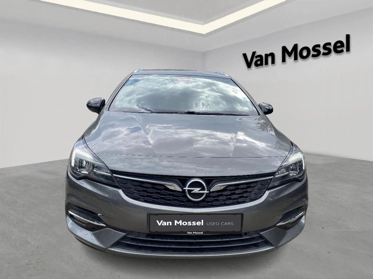 Opel-Astra-image-1