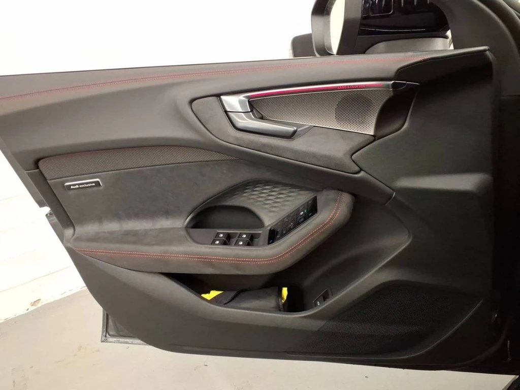 Audi-S5-image-3