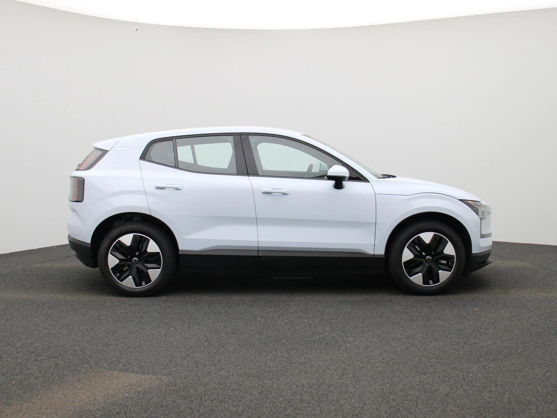 Volvo-EX30-image-5