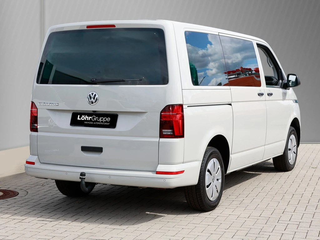 Volkswagen-Transporter-image-3